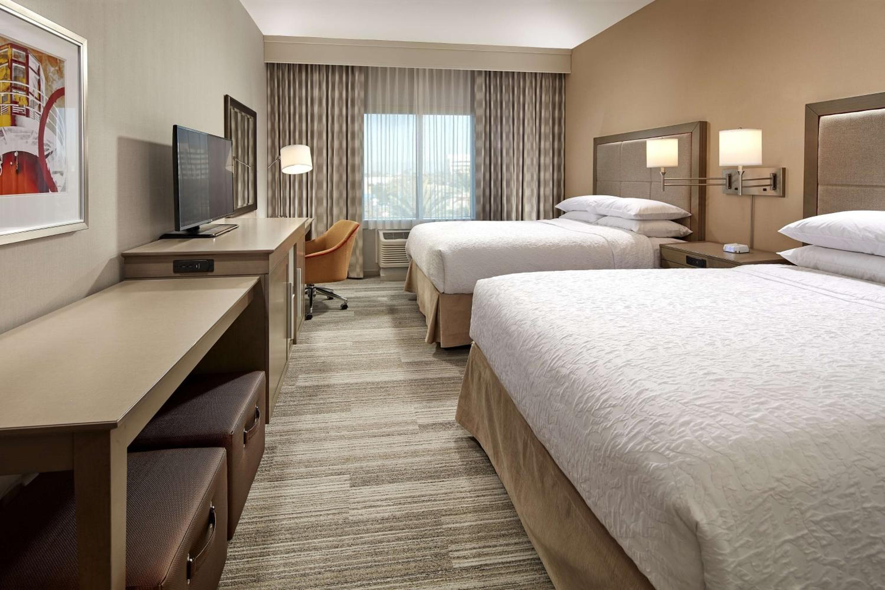 Hampton Inn Long Beach Airport, Ca