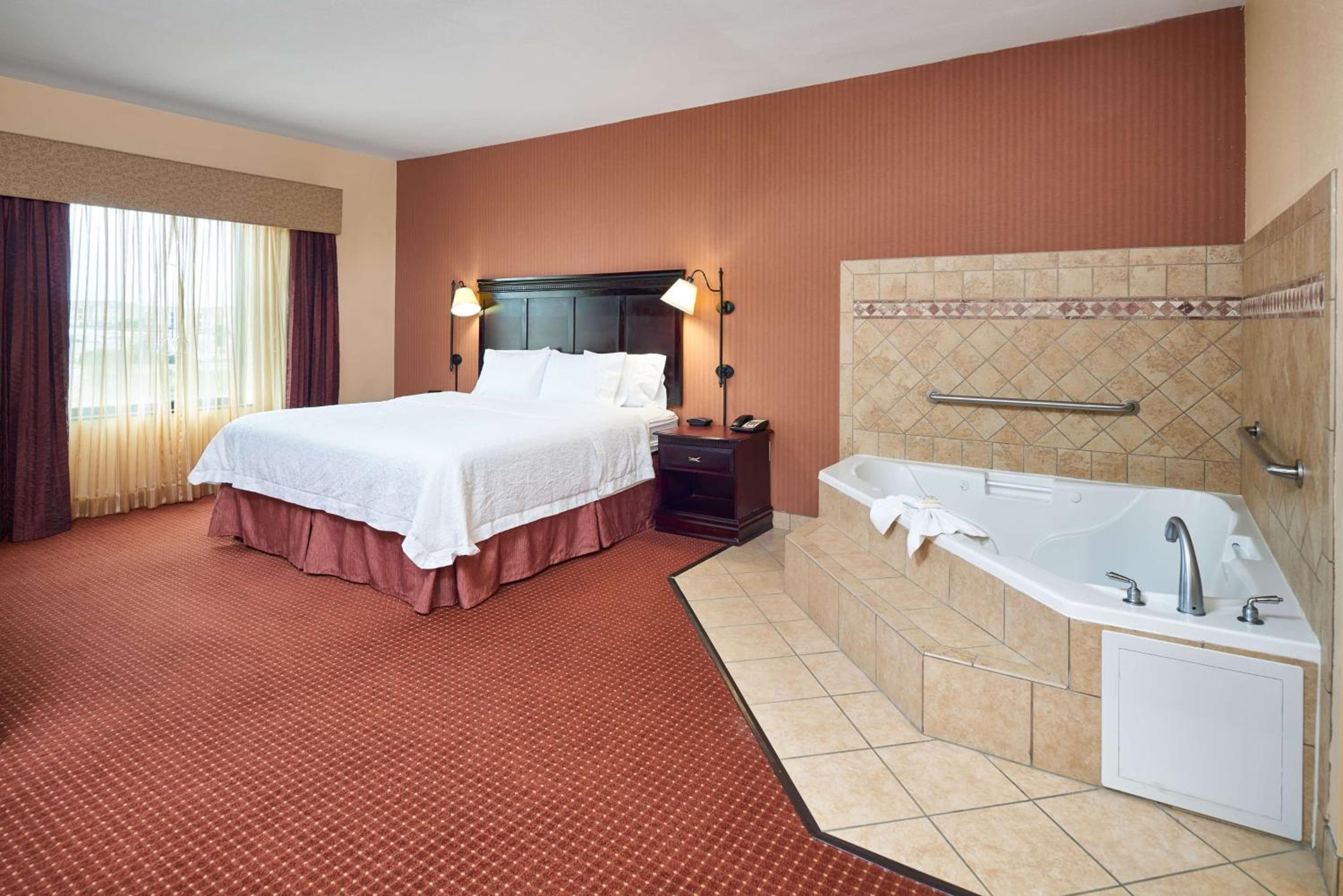 Hampton Inn & Suites Austin South Buda