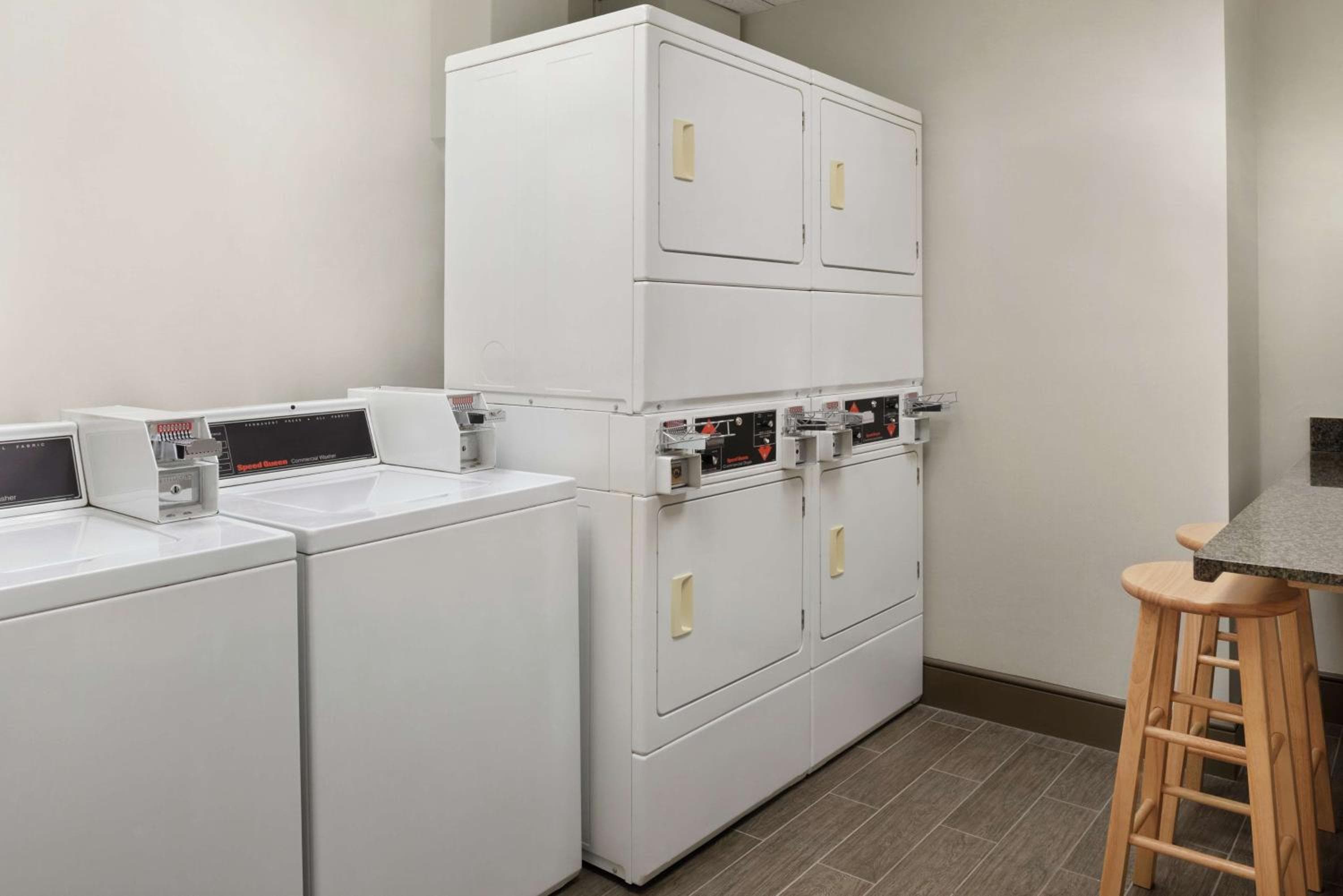 Homewood Suites by Hilton Rochester Henrietta