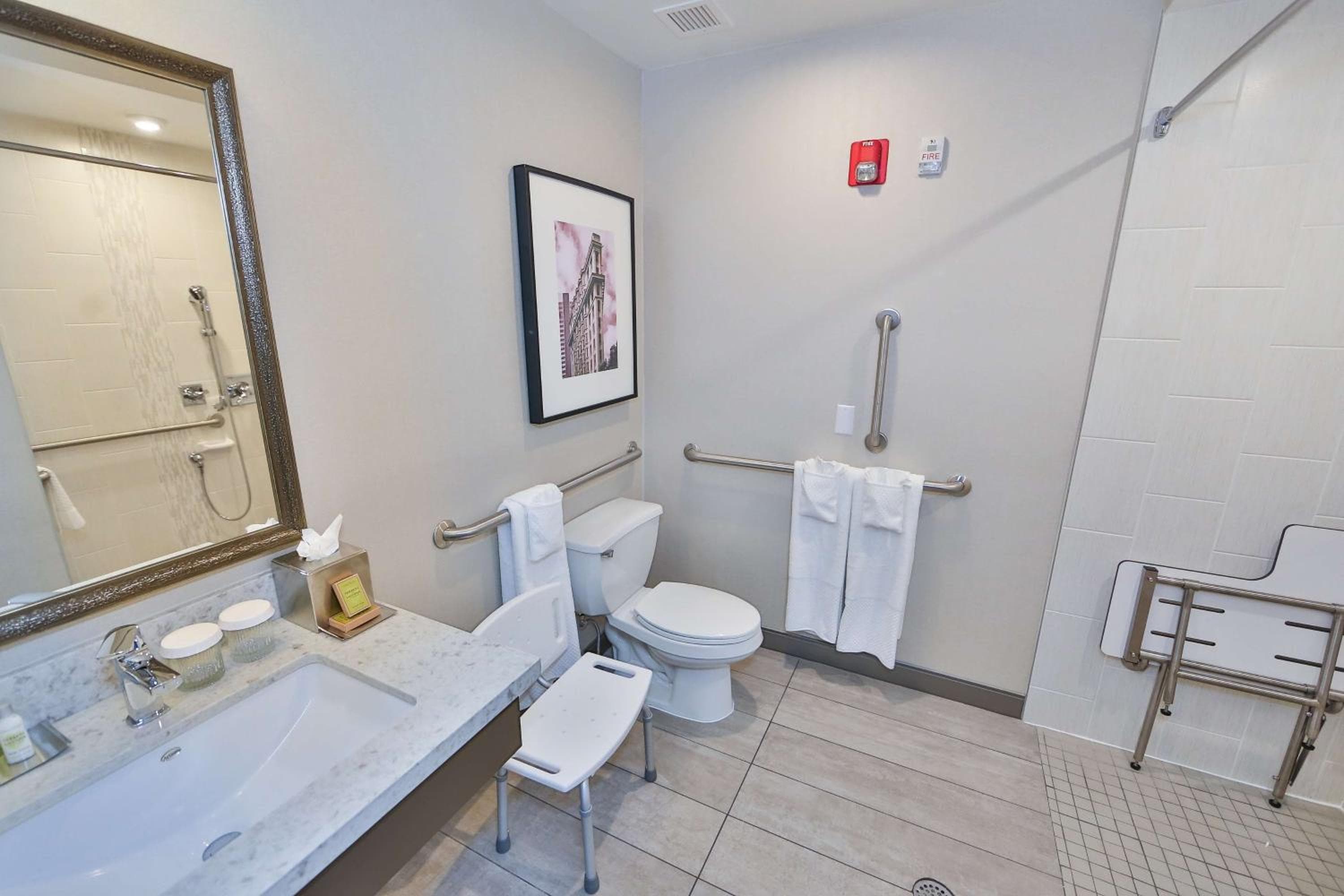 DoubleTree by Hilton Hotel Atlanta-Alpharetta