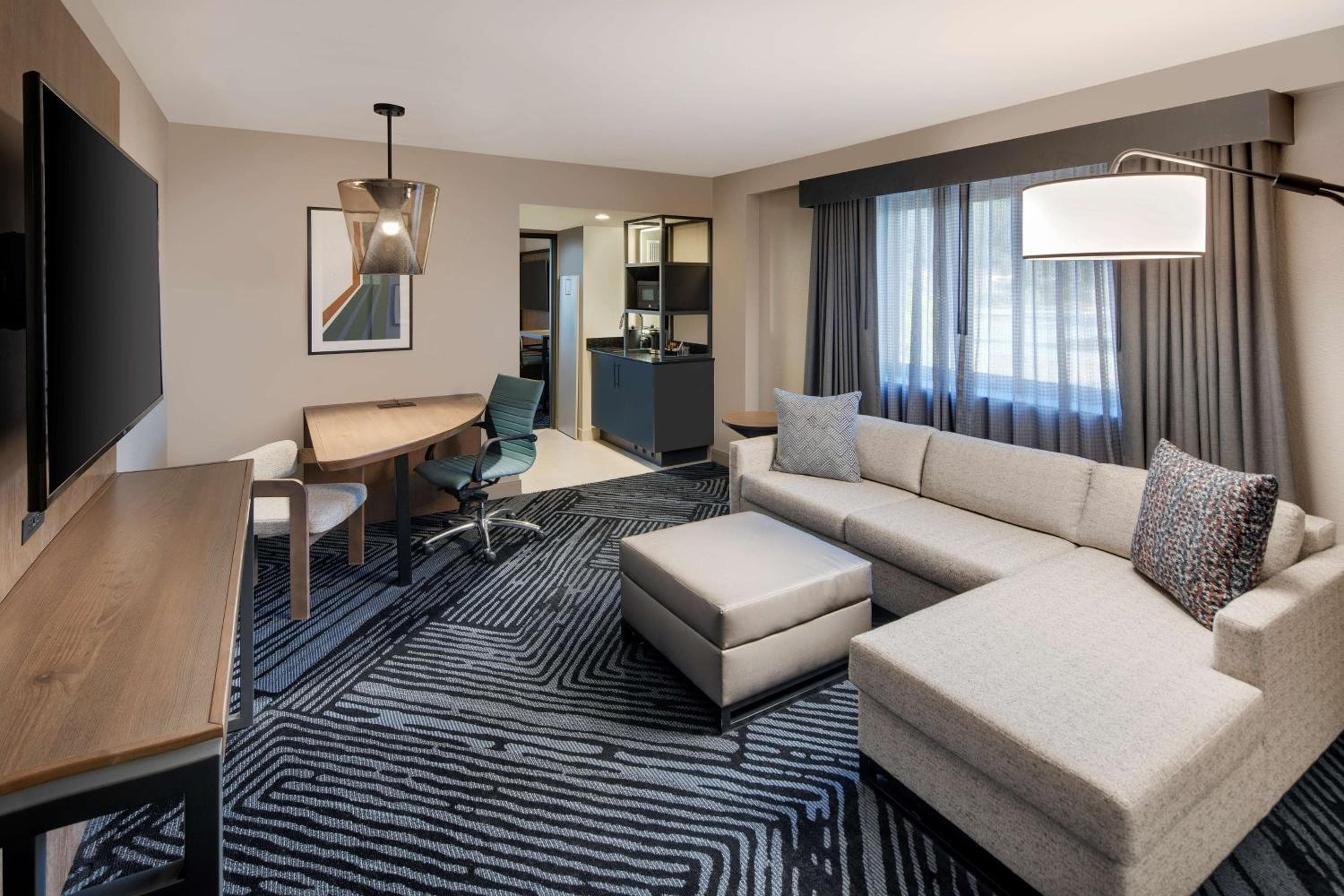 Embassy Suites by Hilton San Rafael at Marin Center