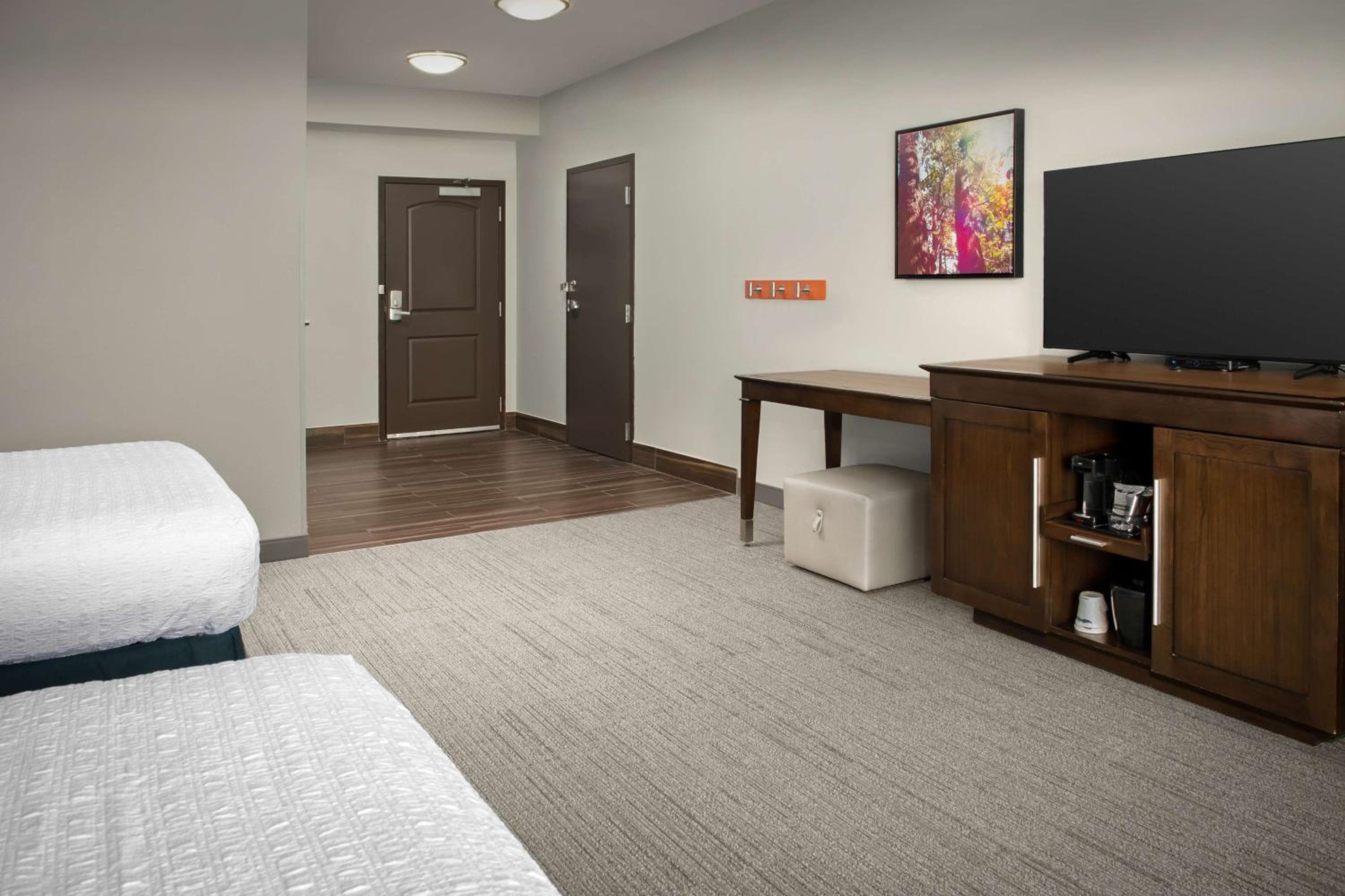 Hampton Inn & Suites Portland/Hillsboro-Evergreen Park