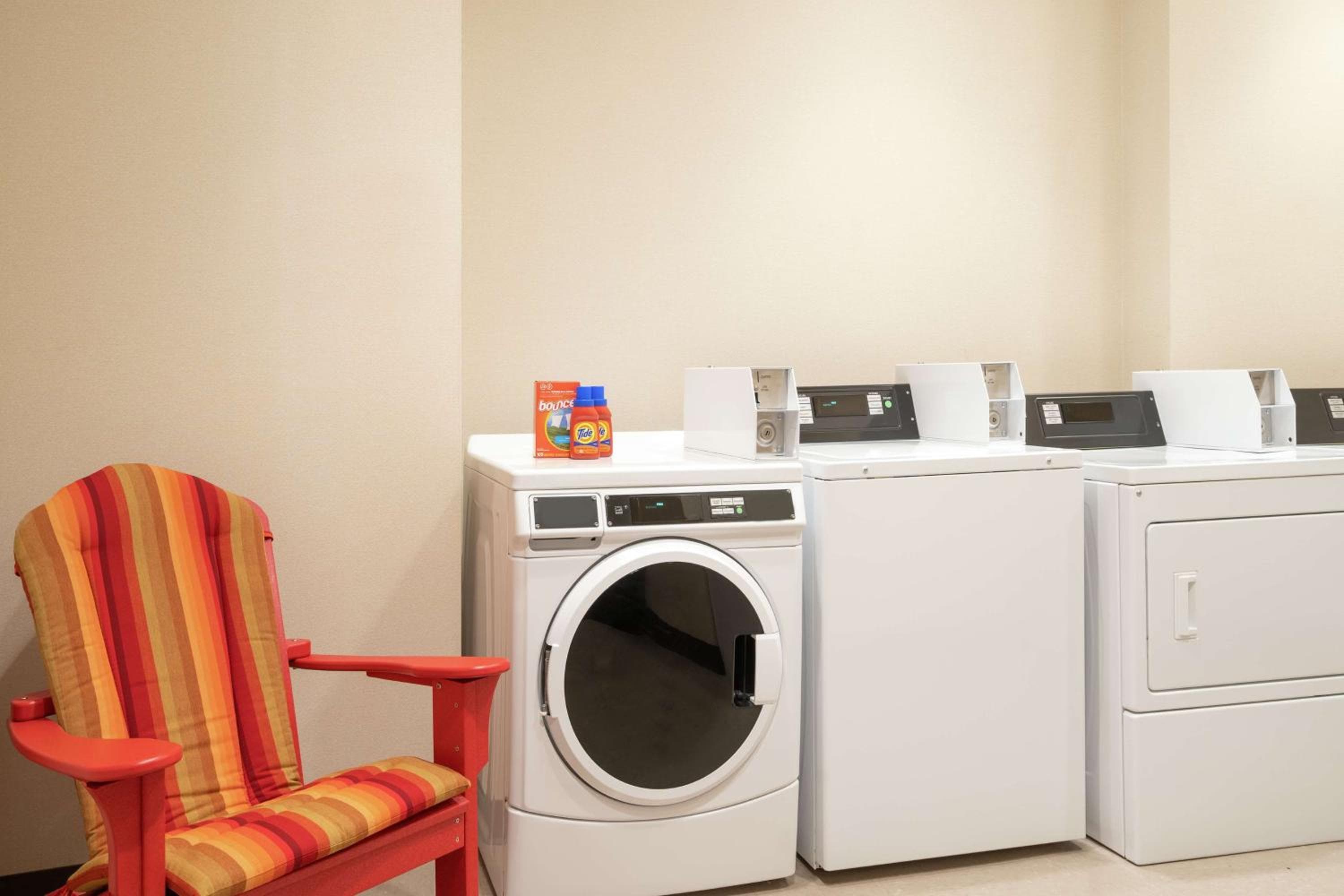Home2 Suites By Hilton Woodland Hills Los Angeles