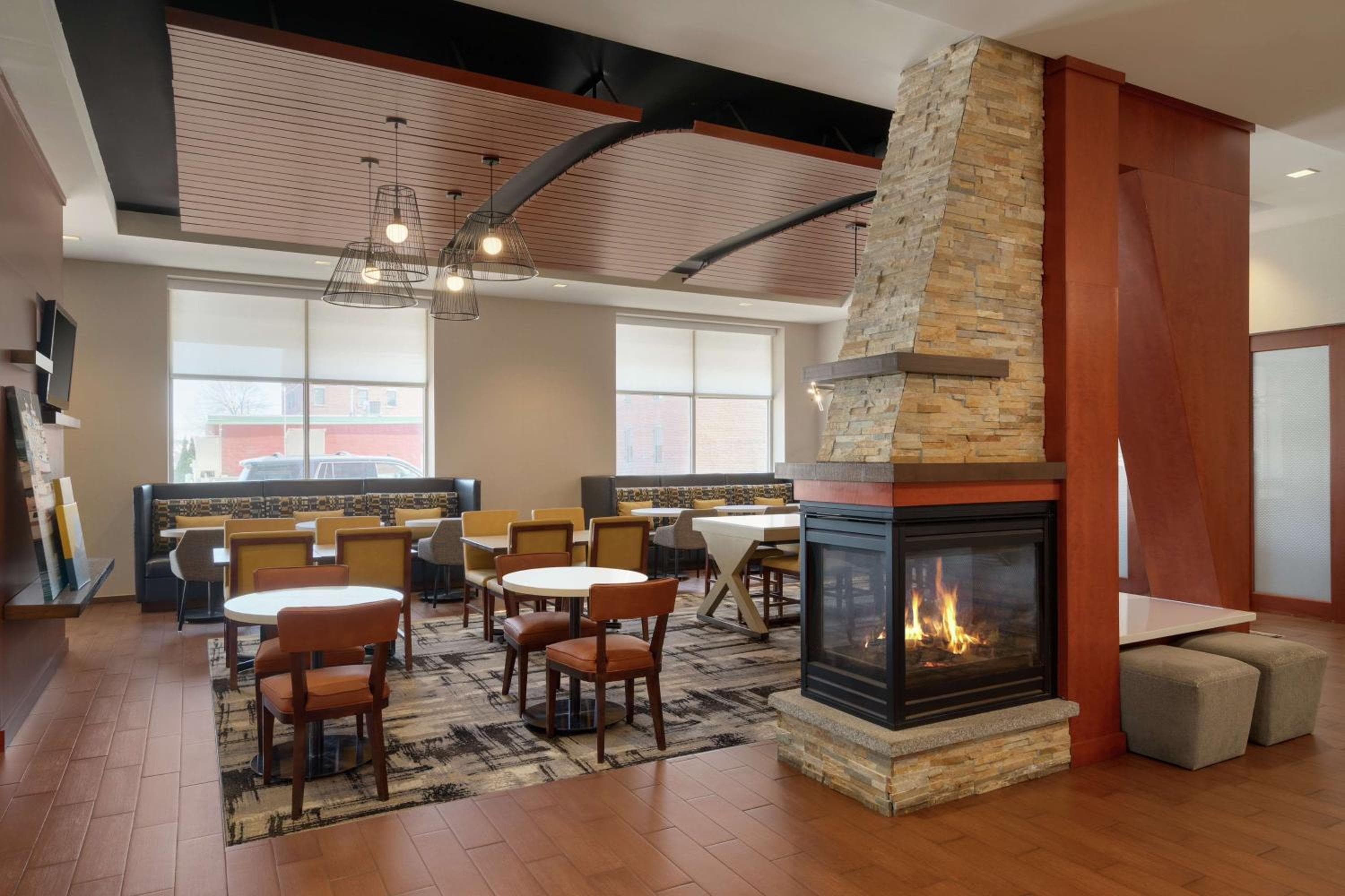 Hampton Inn Portland Downtown Waterfront