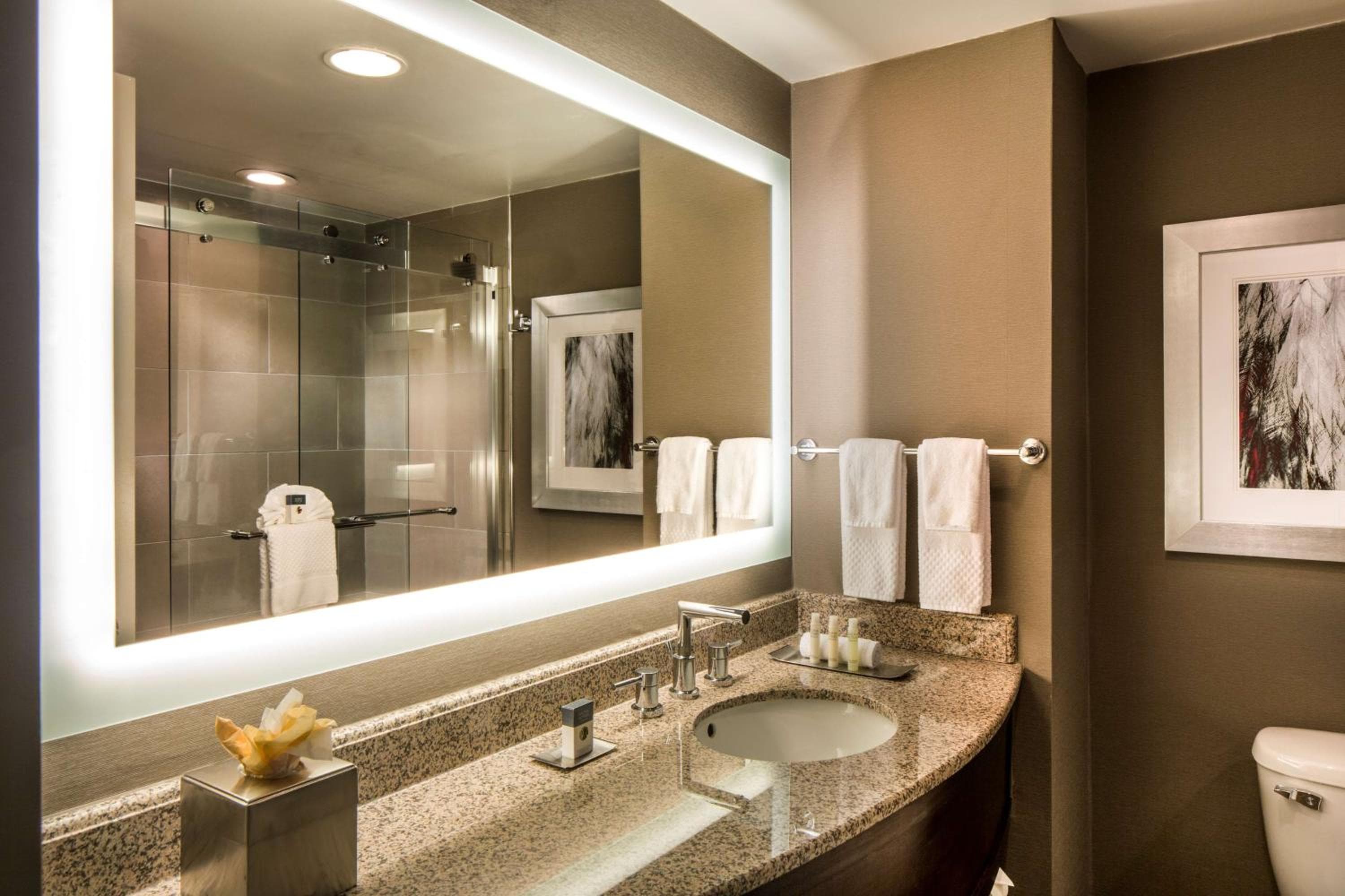DoubleTree by Hilton Hotel Largo Washington DC