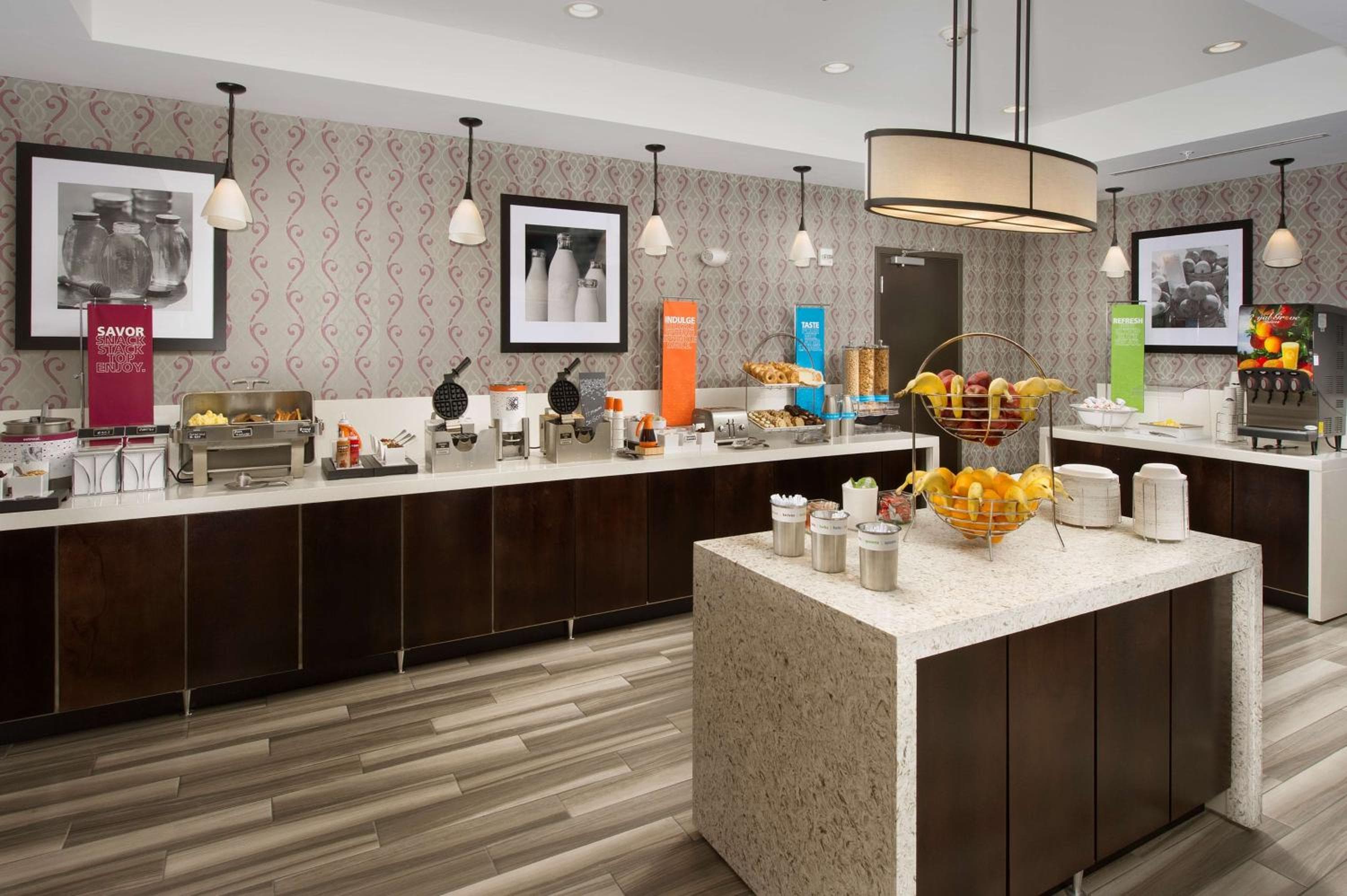 Hampton Inn Louisville East Hurstbourne
