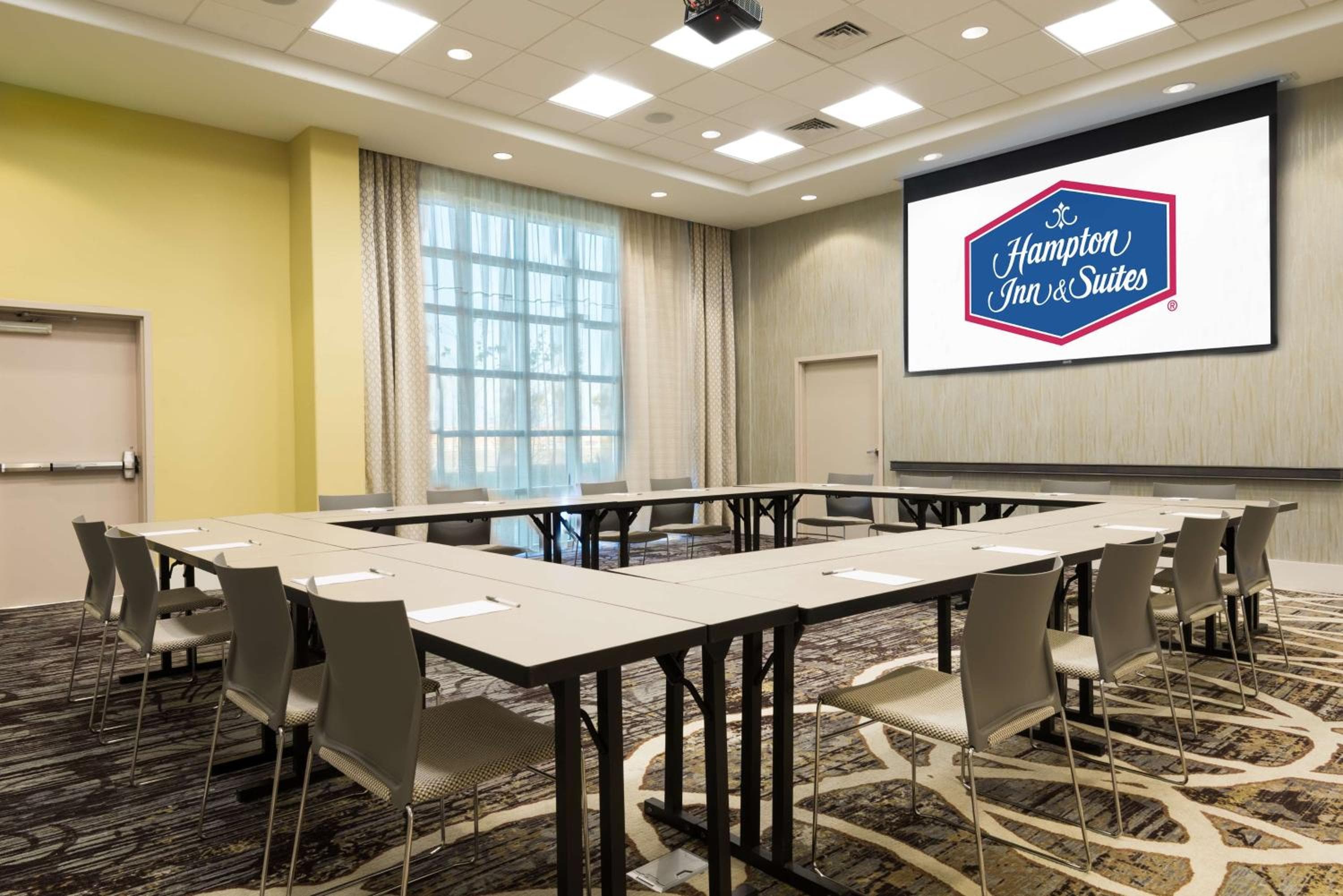 Hampton Inn & Suites Tampa Airport Avion Park Westshore