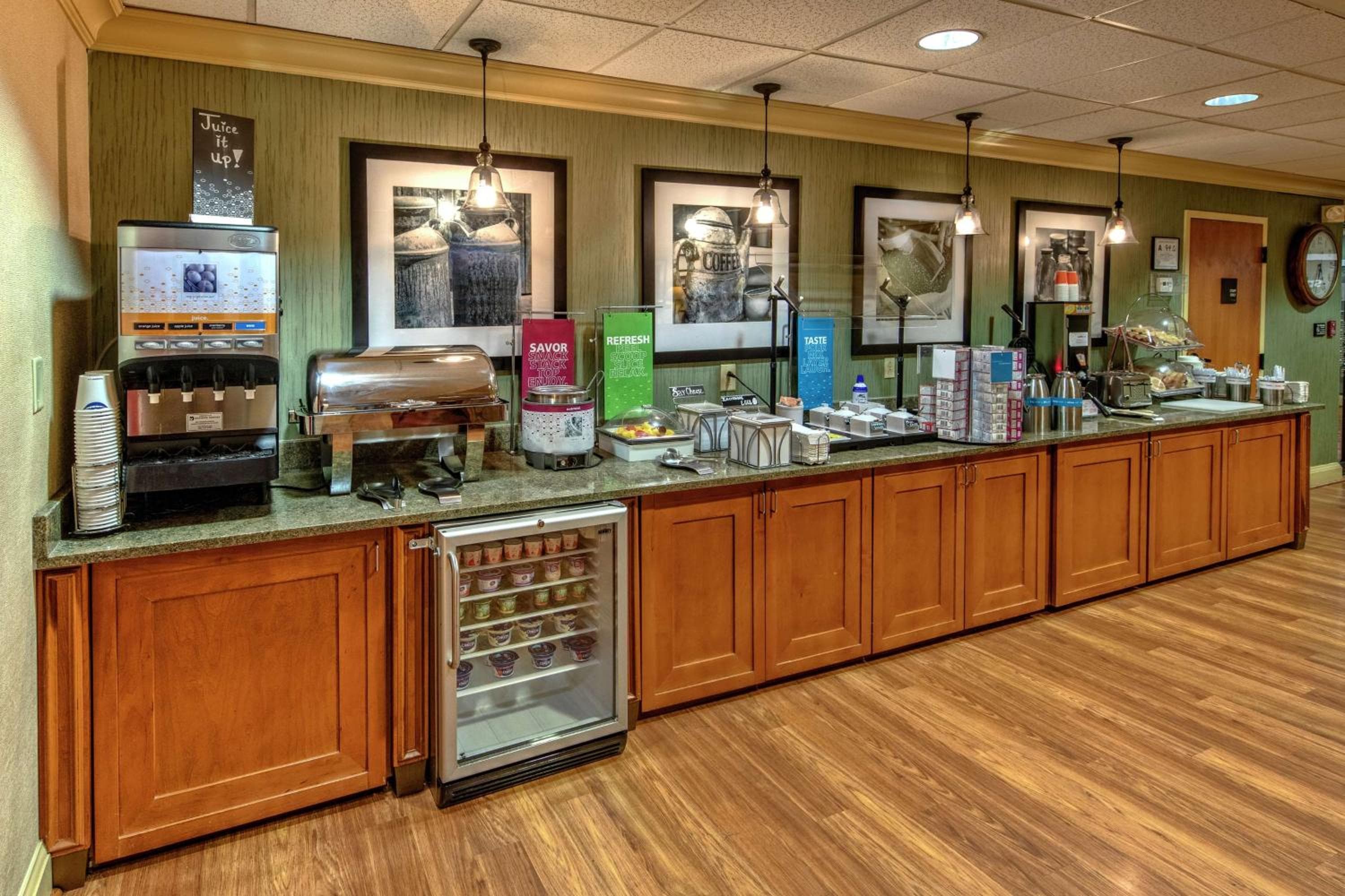 Hampton Inn Charlotte/Matthews