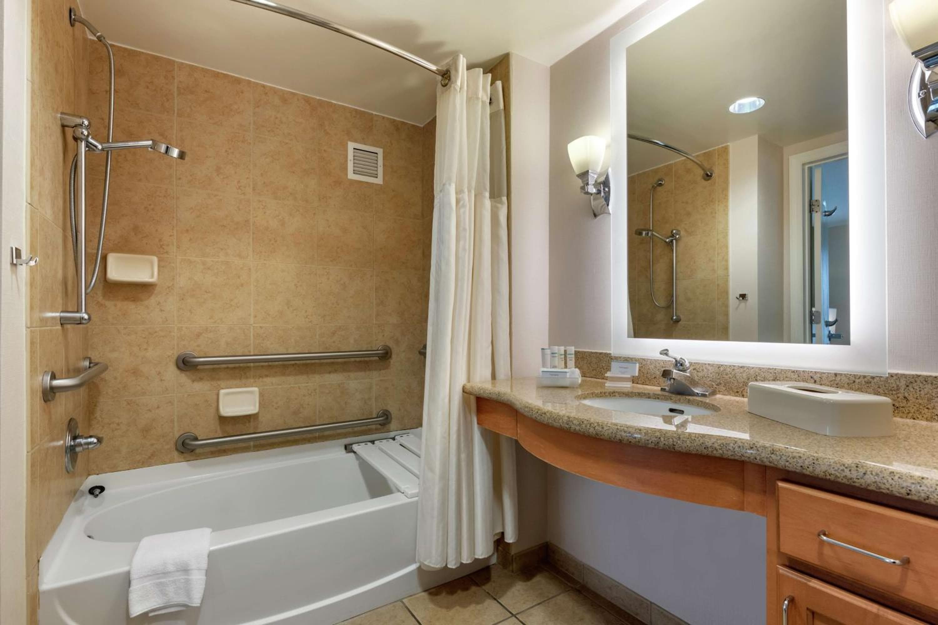 Homewood Suites by Hilton Daytona Beach Speedway-Airport