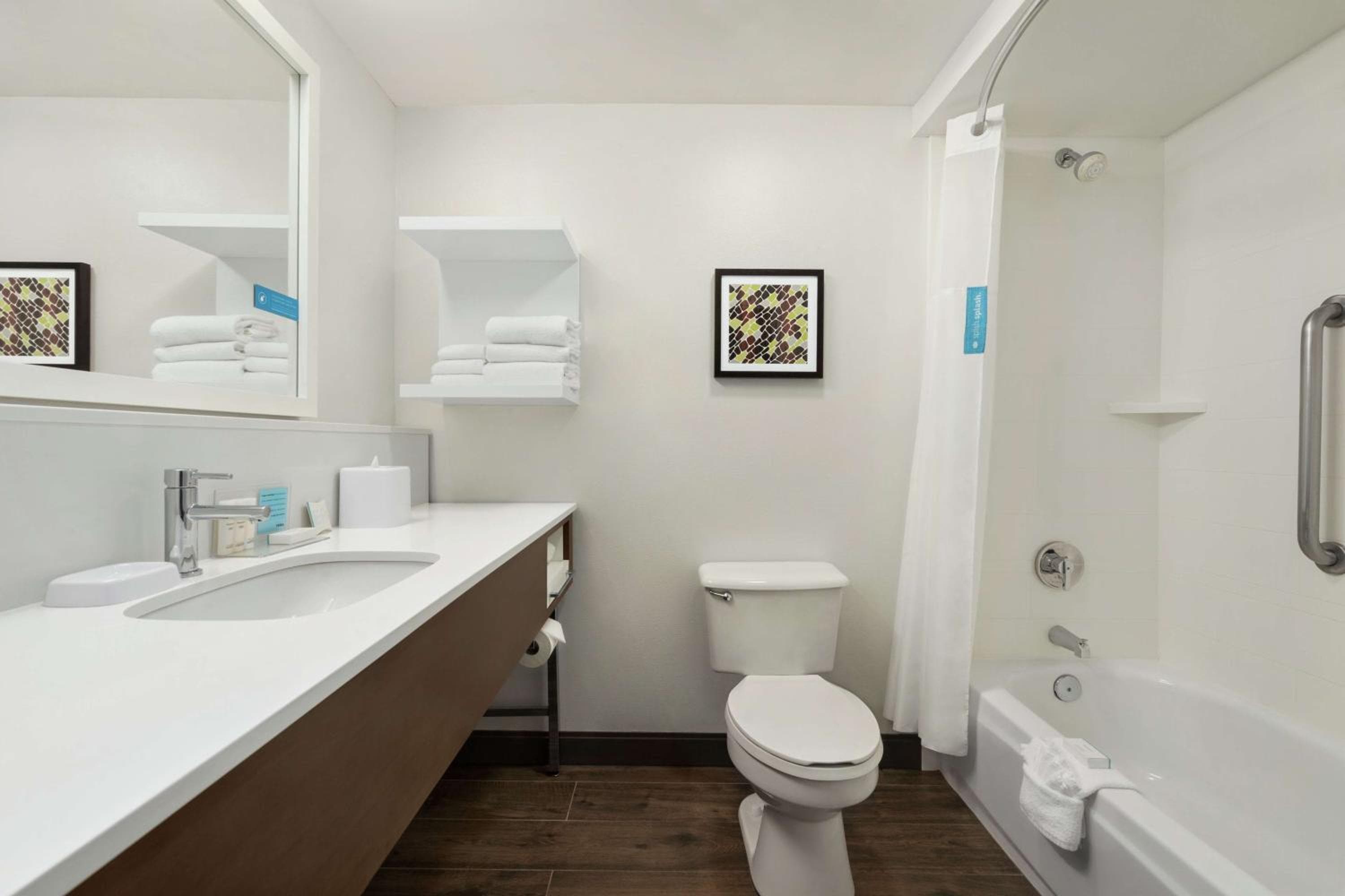 Hampton Inn Portland Airport