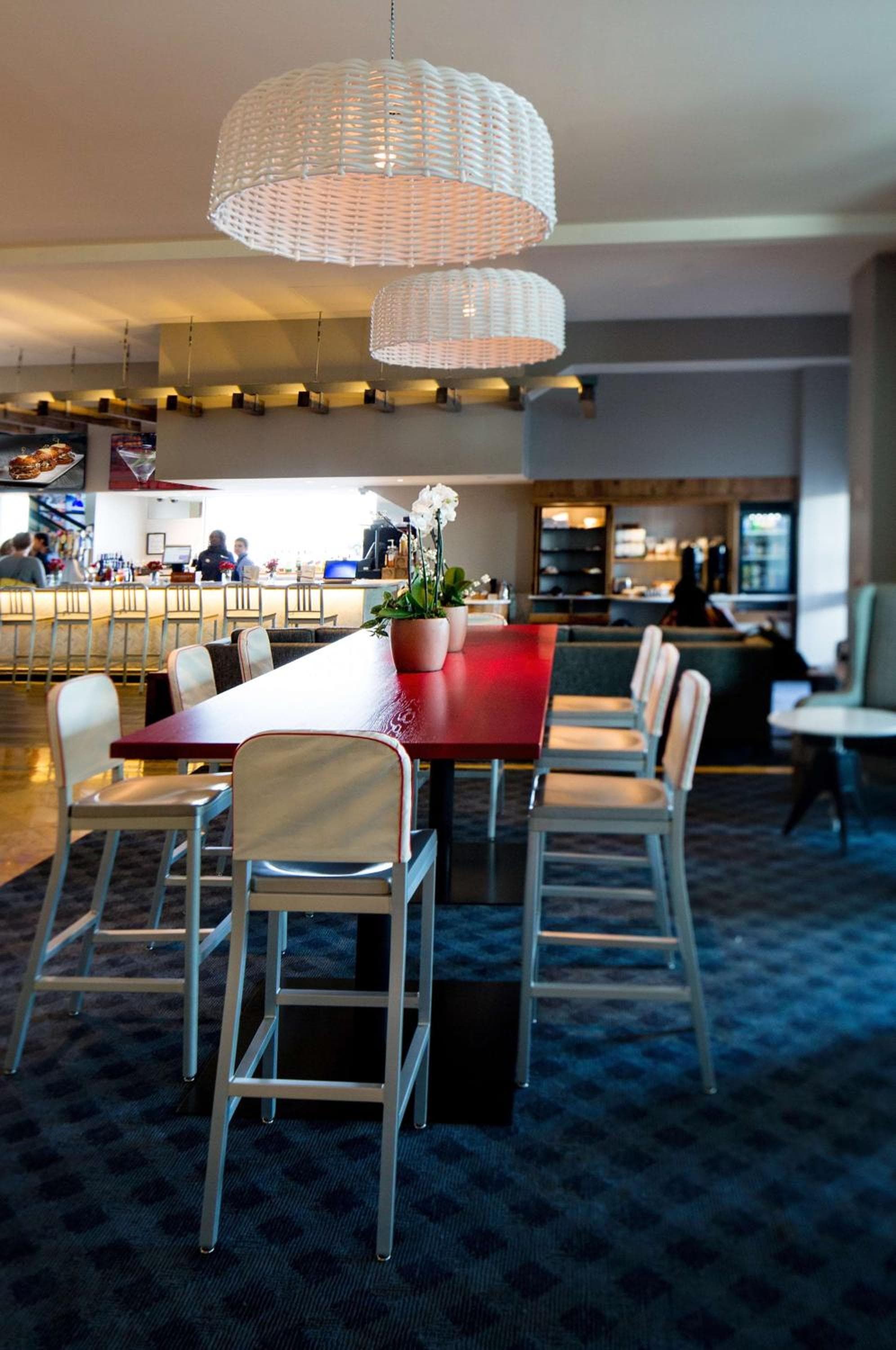Hilton Philadelphia at Penn's Landing