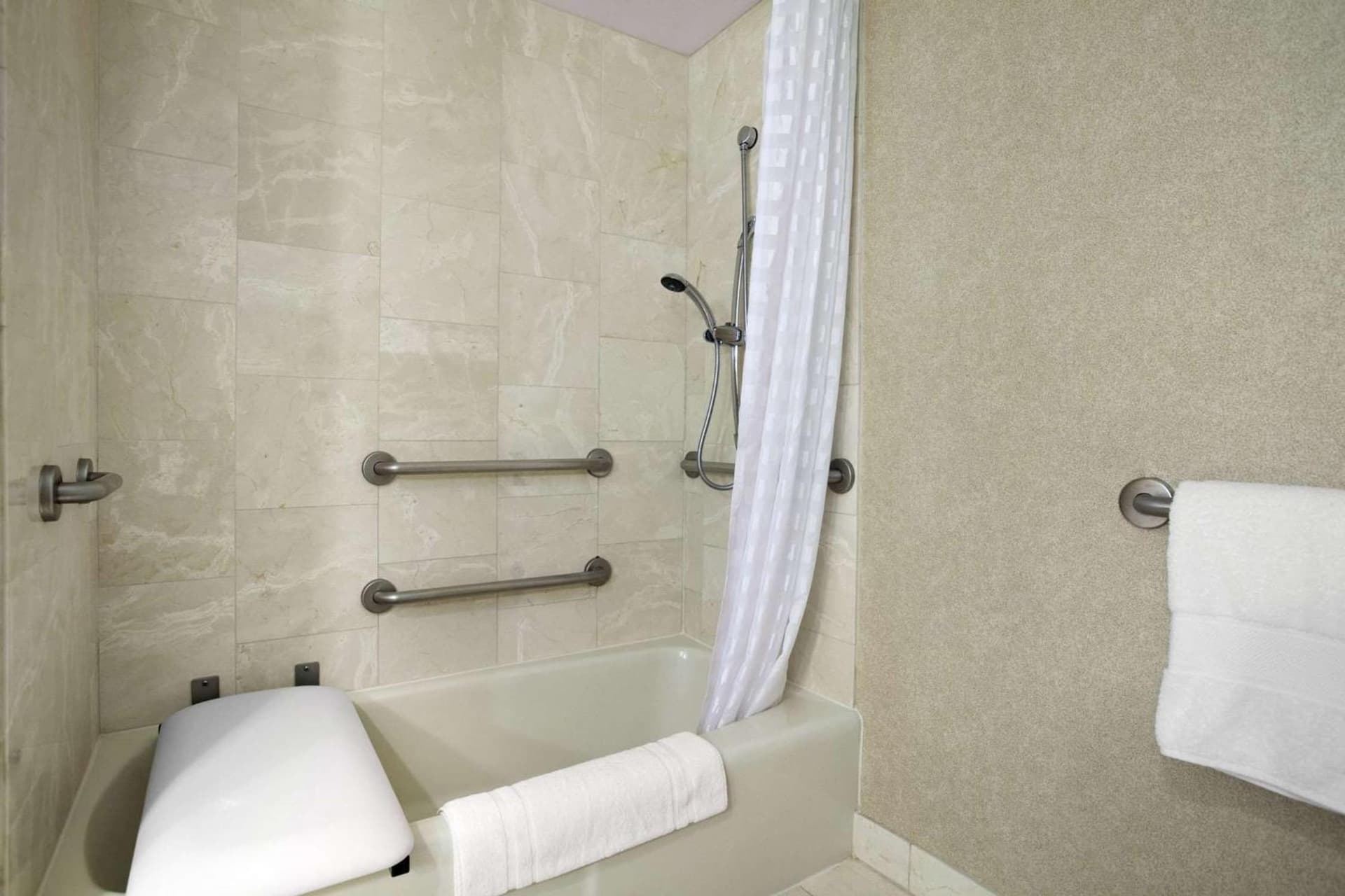 Embassy Suites by Hilton Irvine Orange County Airport