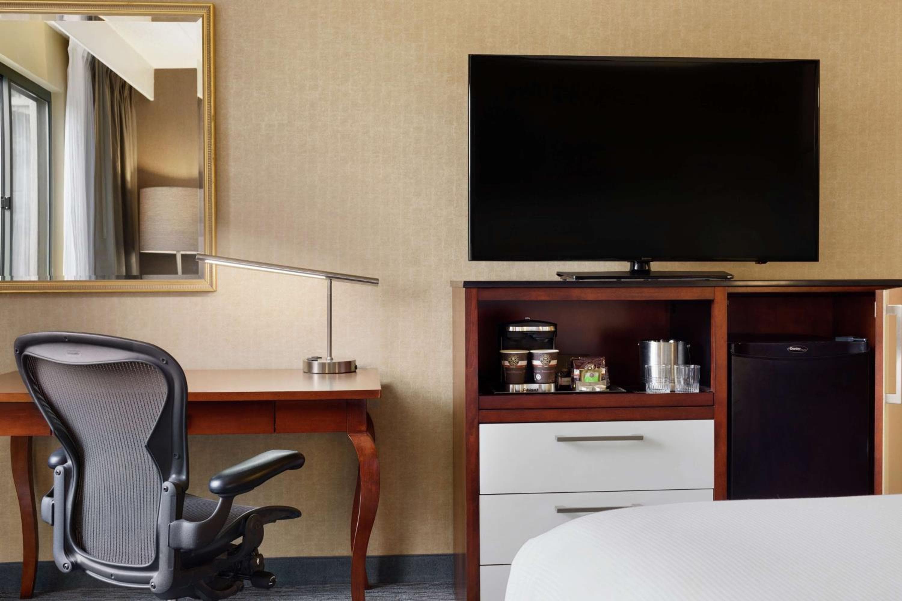 DoubleTree by Hilton Hotel Detroit Novi