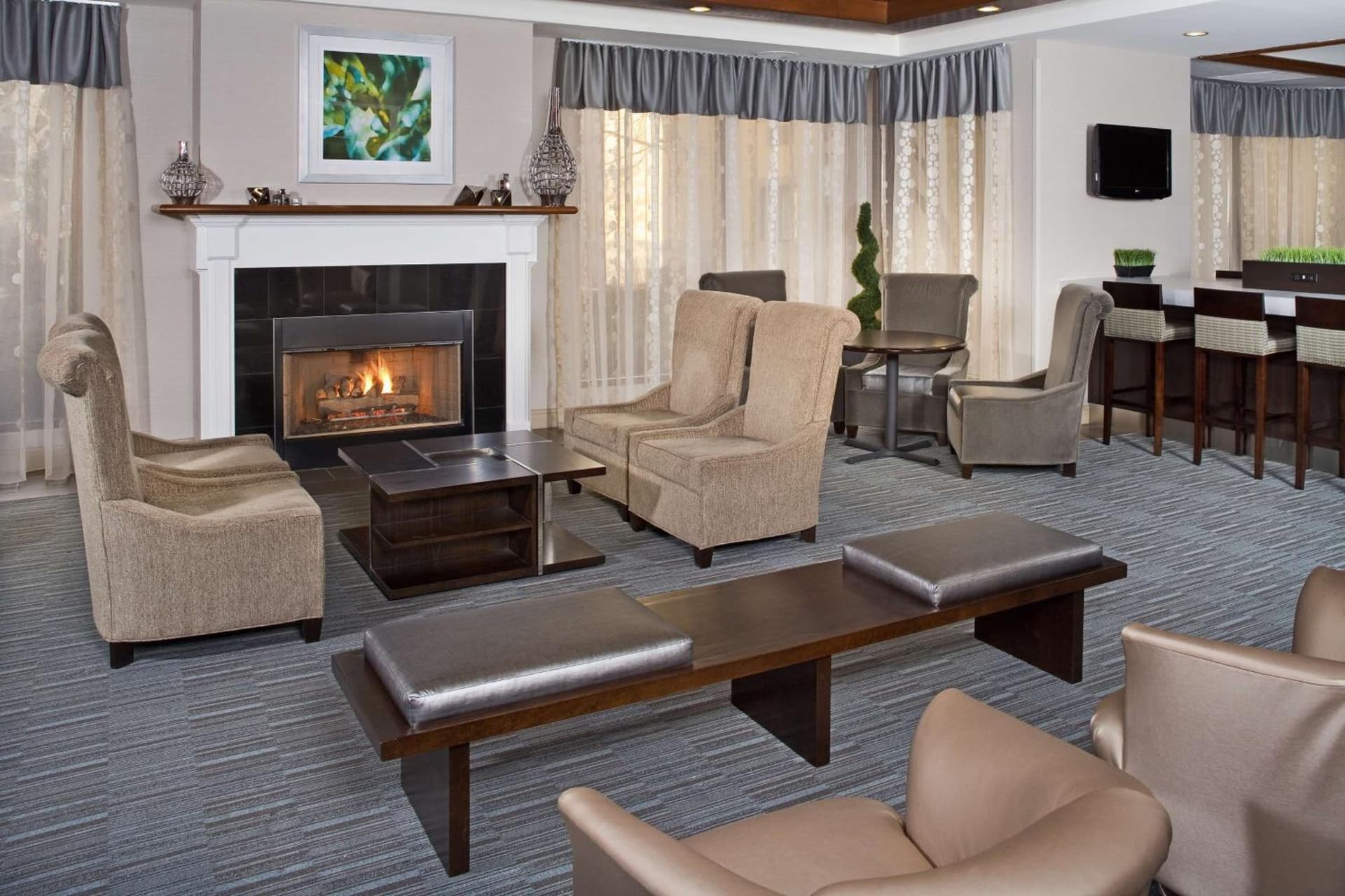 DoubleTree by Hilton Hotel Chicago Wood Dale - Elk Grove