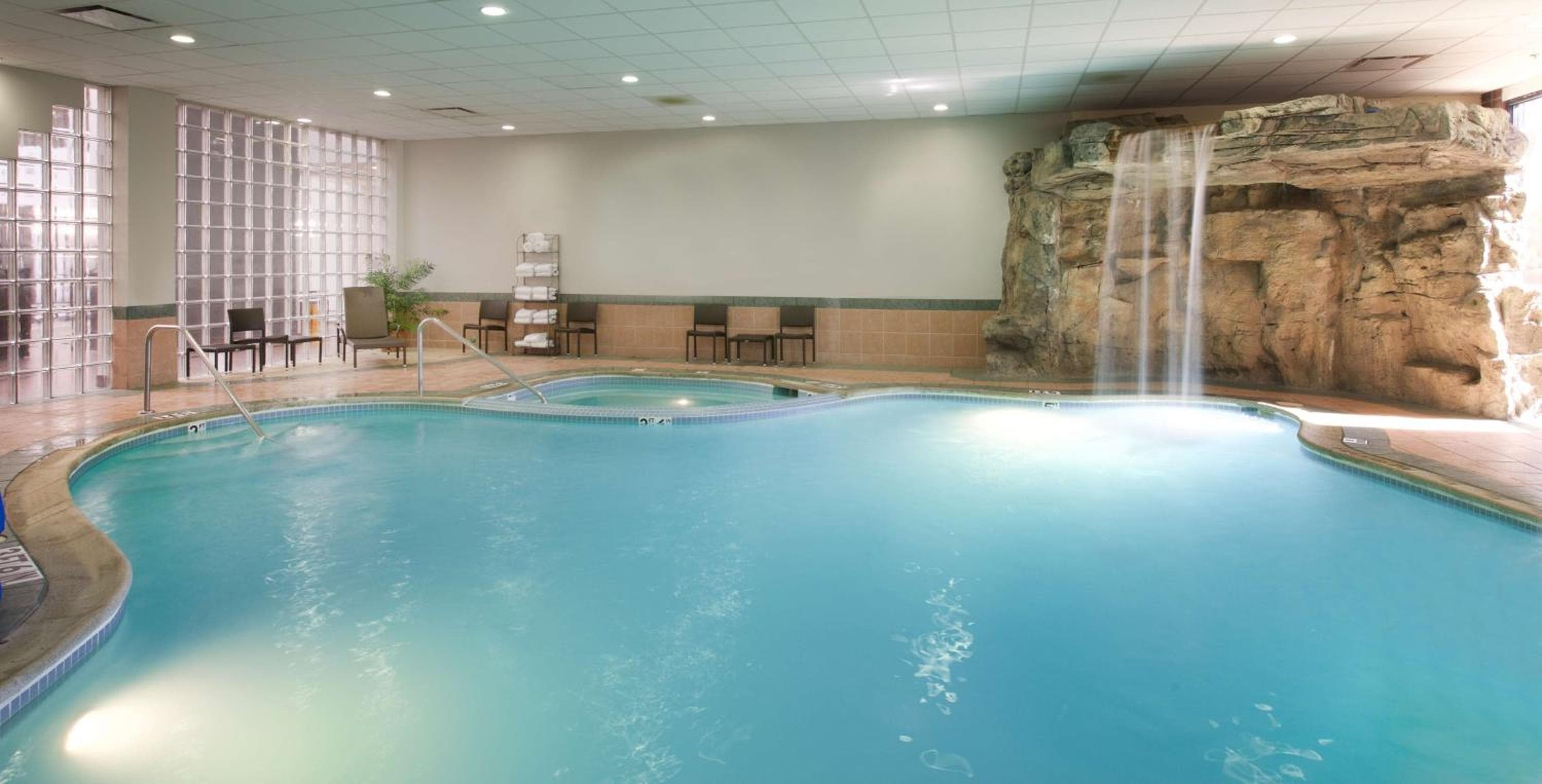 Embassy Suites by Hilton Detroit - Livonia/Novi