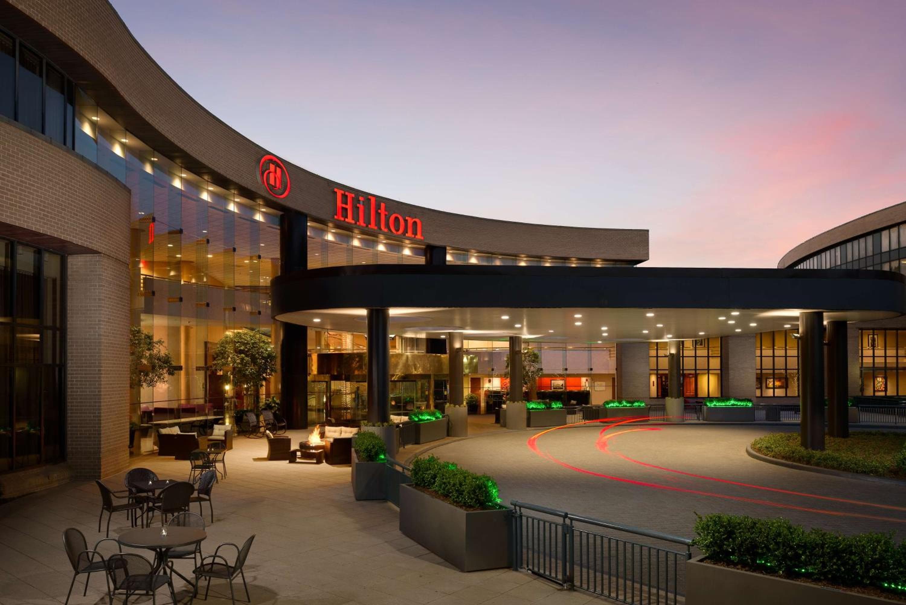 DoubleTree by Hilton Washington Dulles Airport