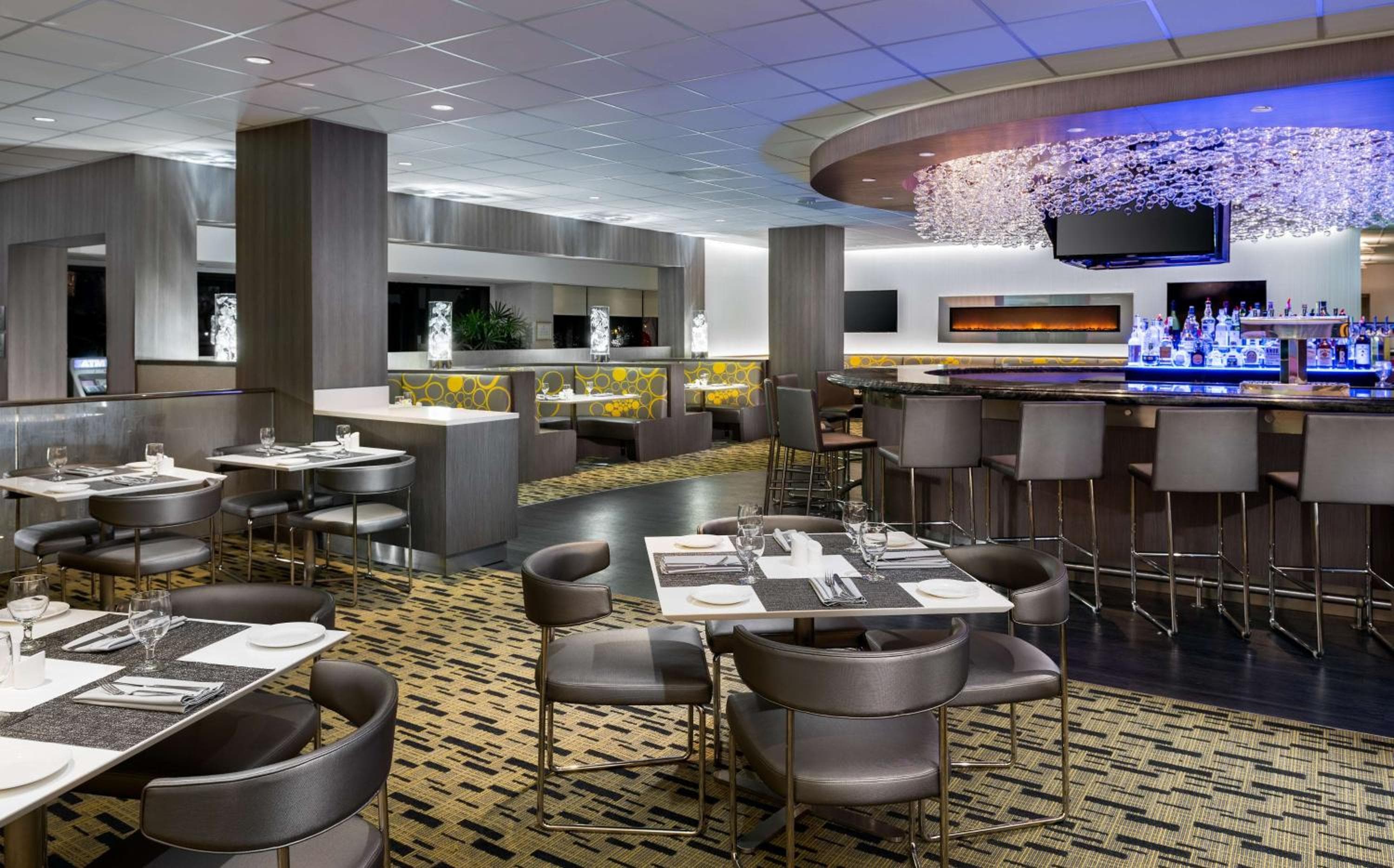 Hilton San Francisco Airport Bayfront - No Resort Fee