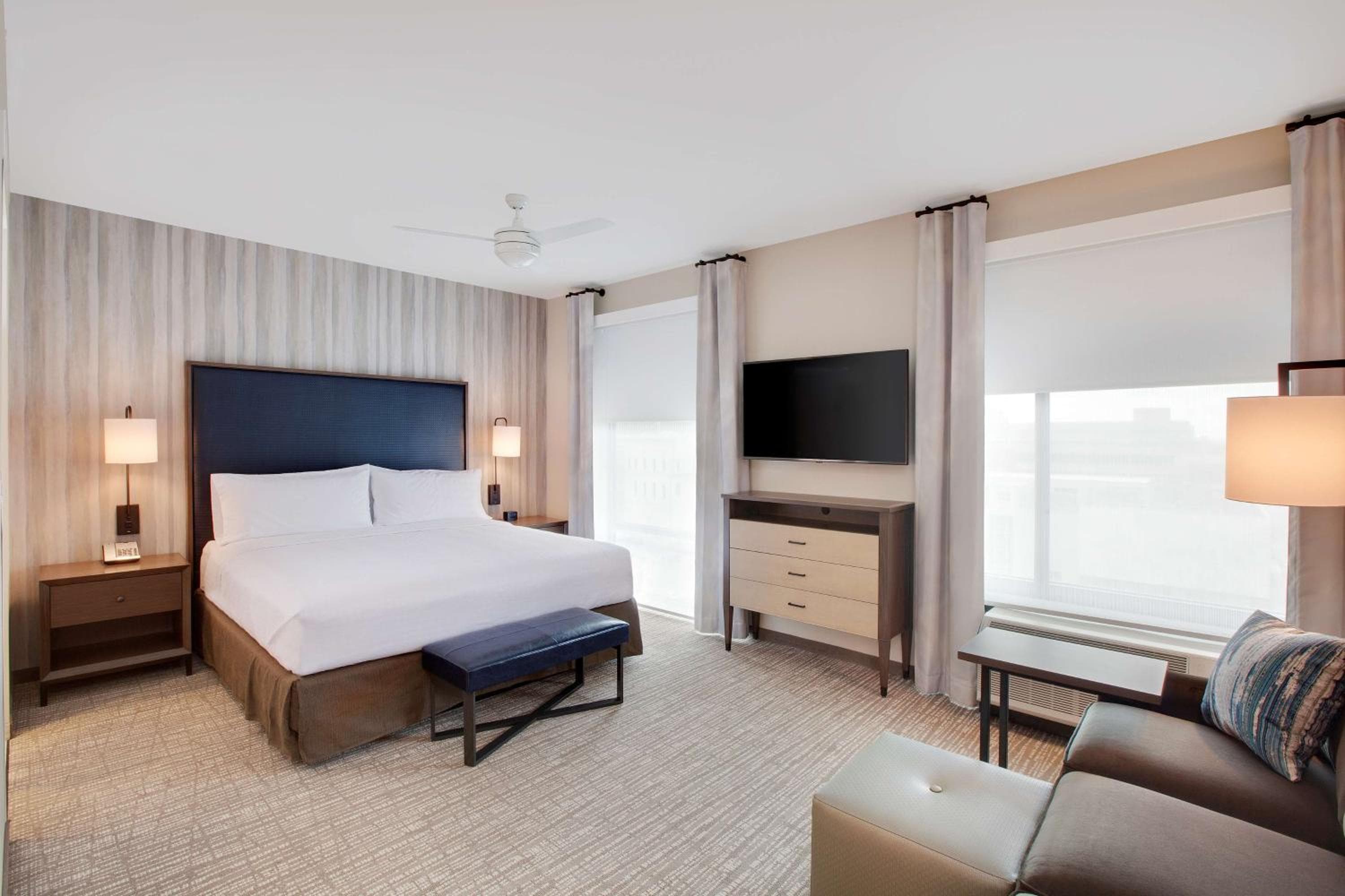 Homewood Suites By Hilton Louisville Downtown