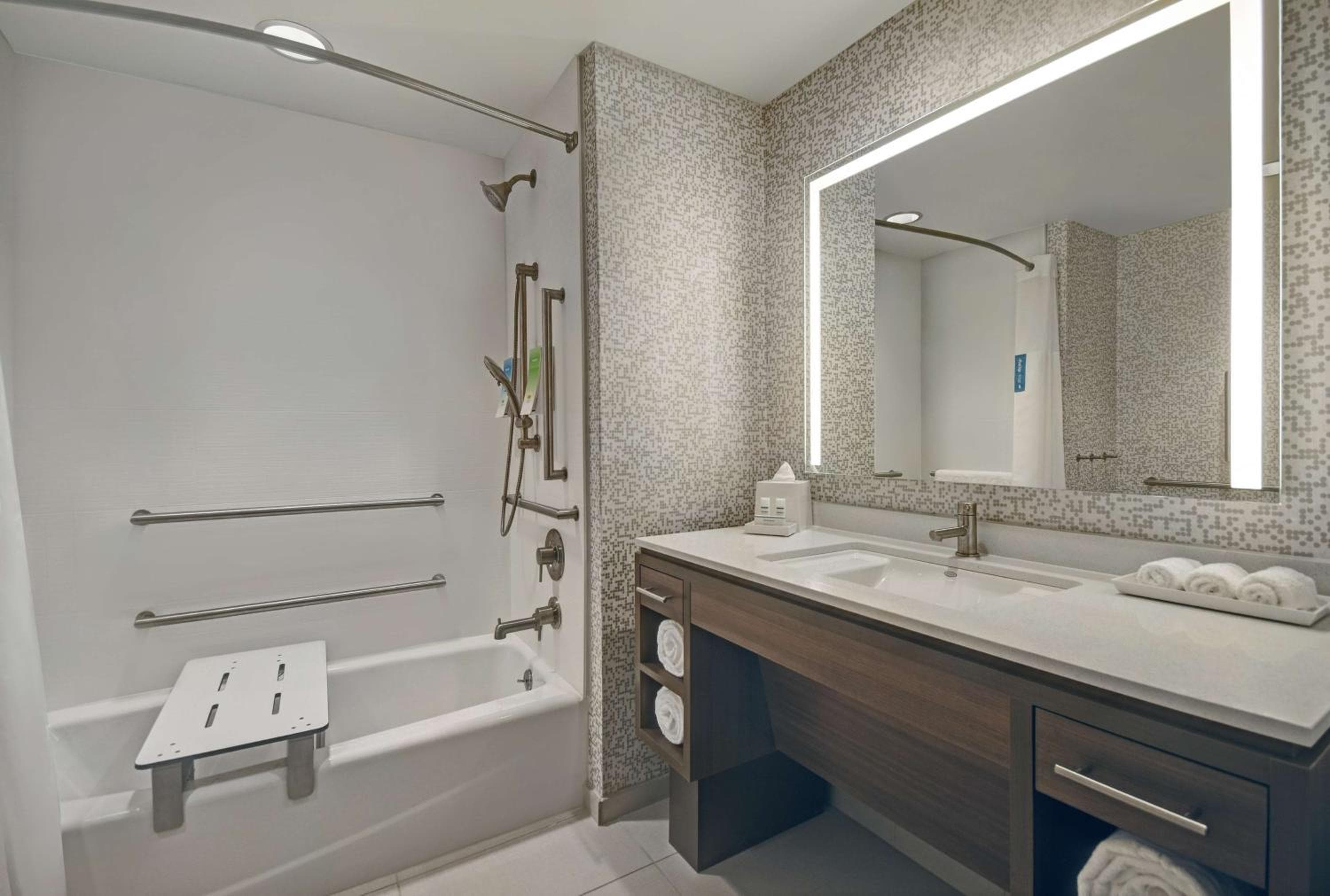 Home2 Suites by Hilton Atlanta Airport North