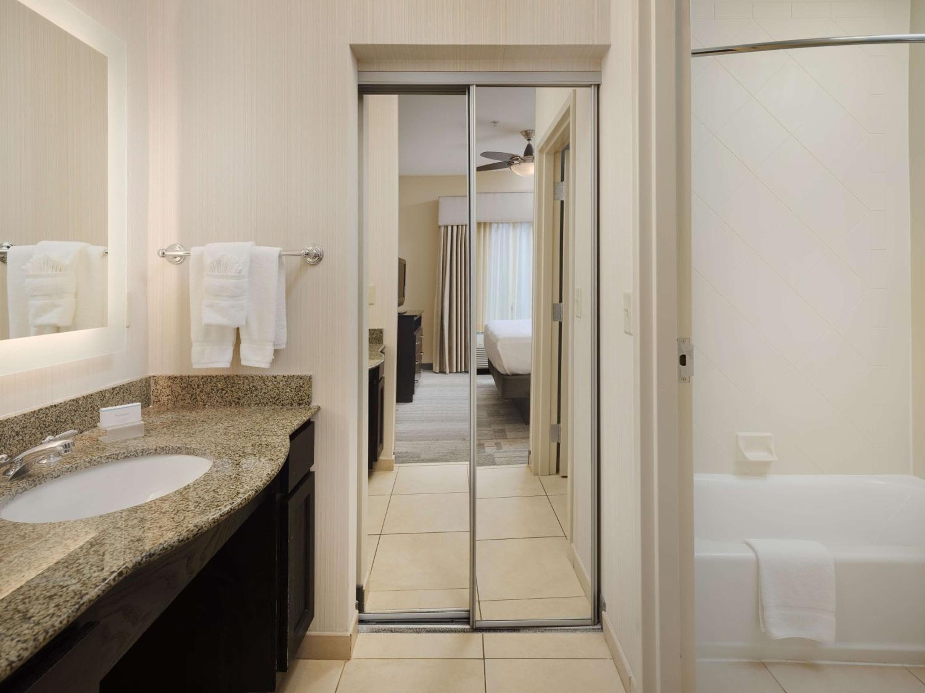 Homewood Suites by Hilton Atlanta NW/Kennesaw-Town Center