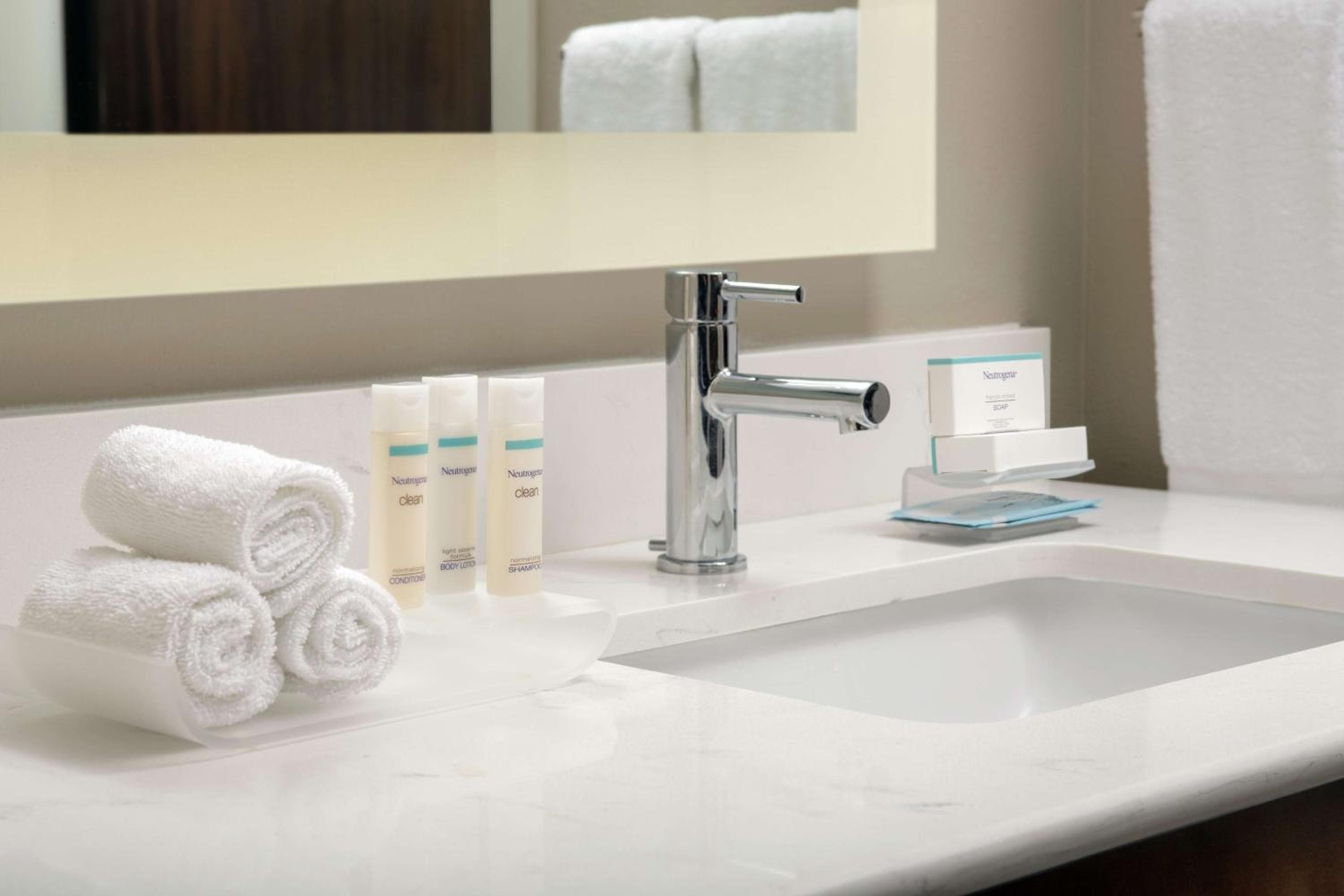 Homewood Suites by Hilton Austin Downtown