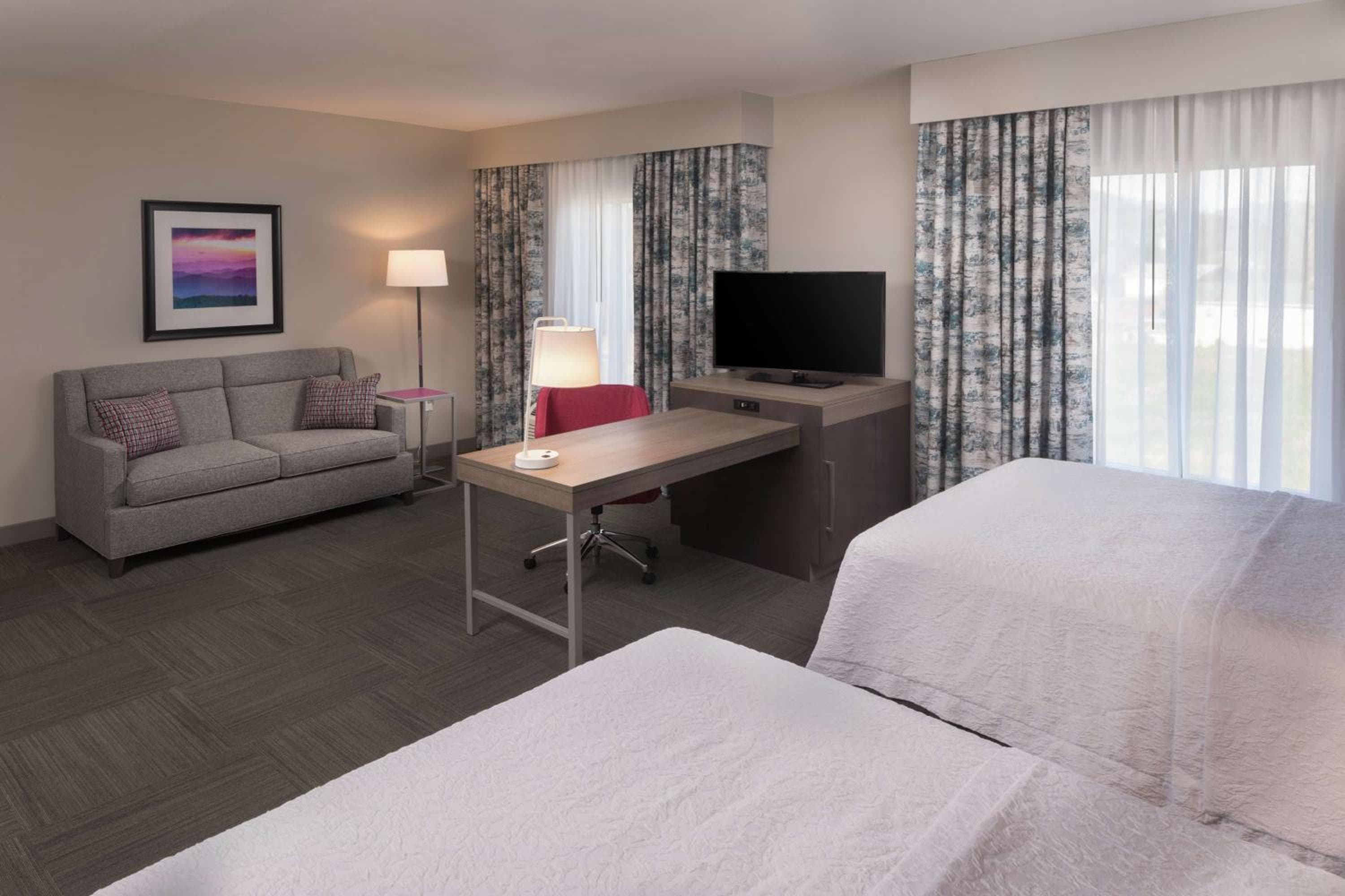 Hampton Inn & Suites Asheville Biltmore Area