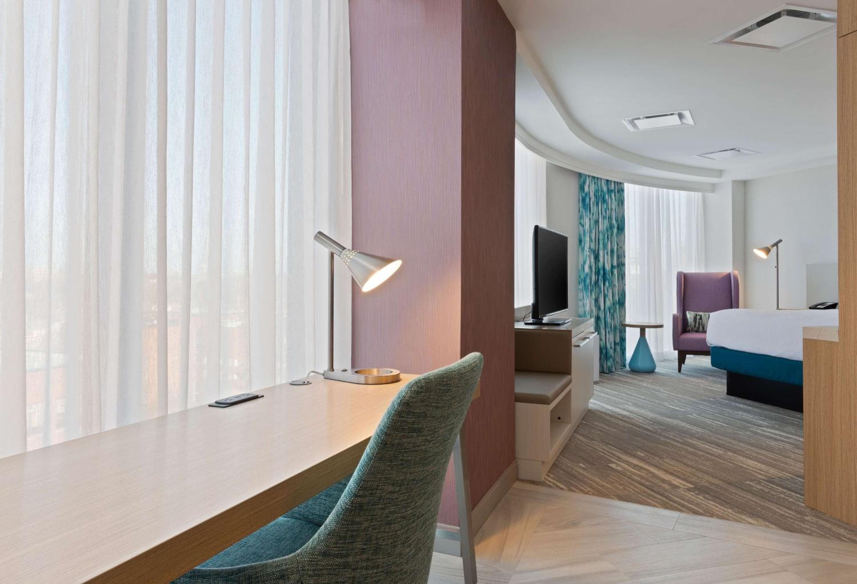 Hilton Garden Inn Boston Brookline, Ma