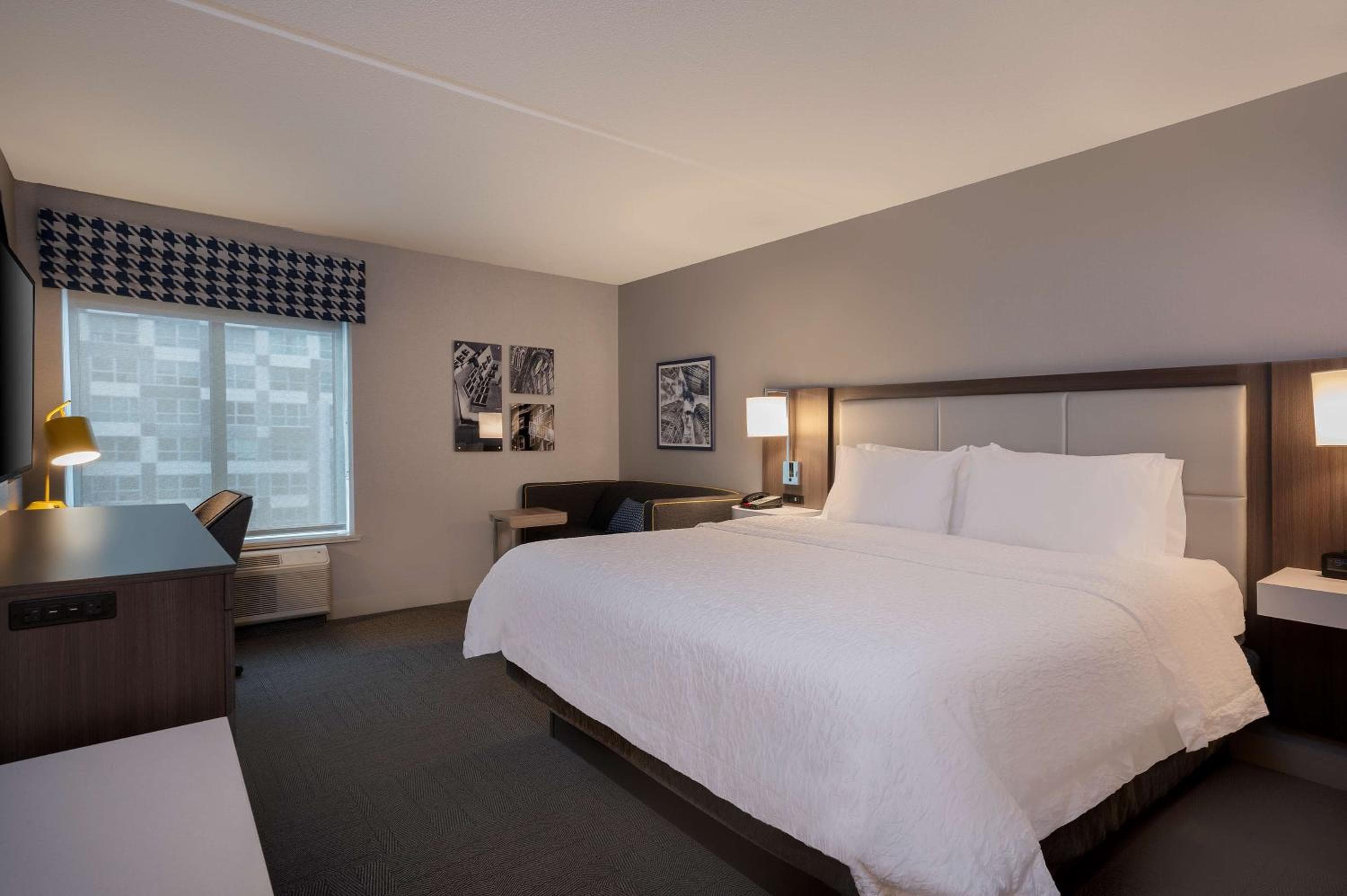 Hampton Inn by Hilton Boston/Cambridge