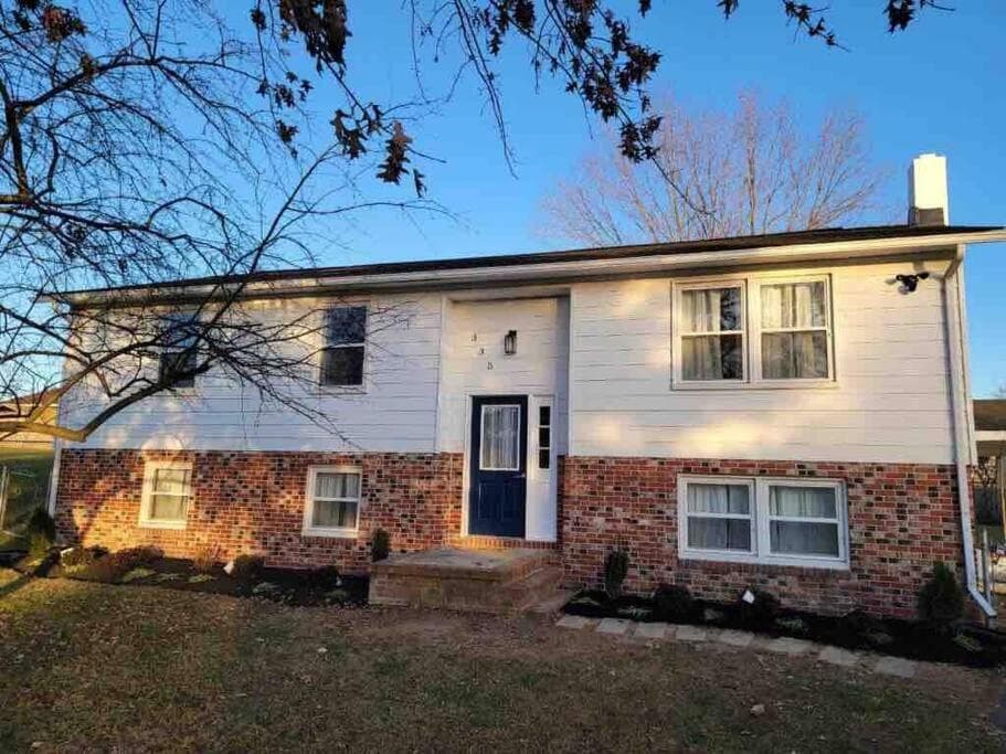 Spacious 3 Bedroom Home in Martinsburg WV.