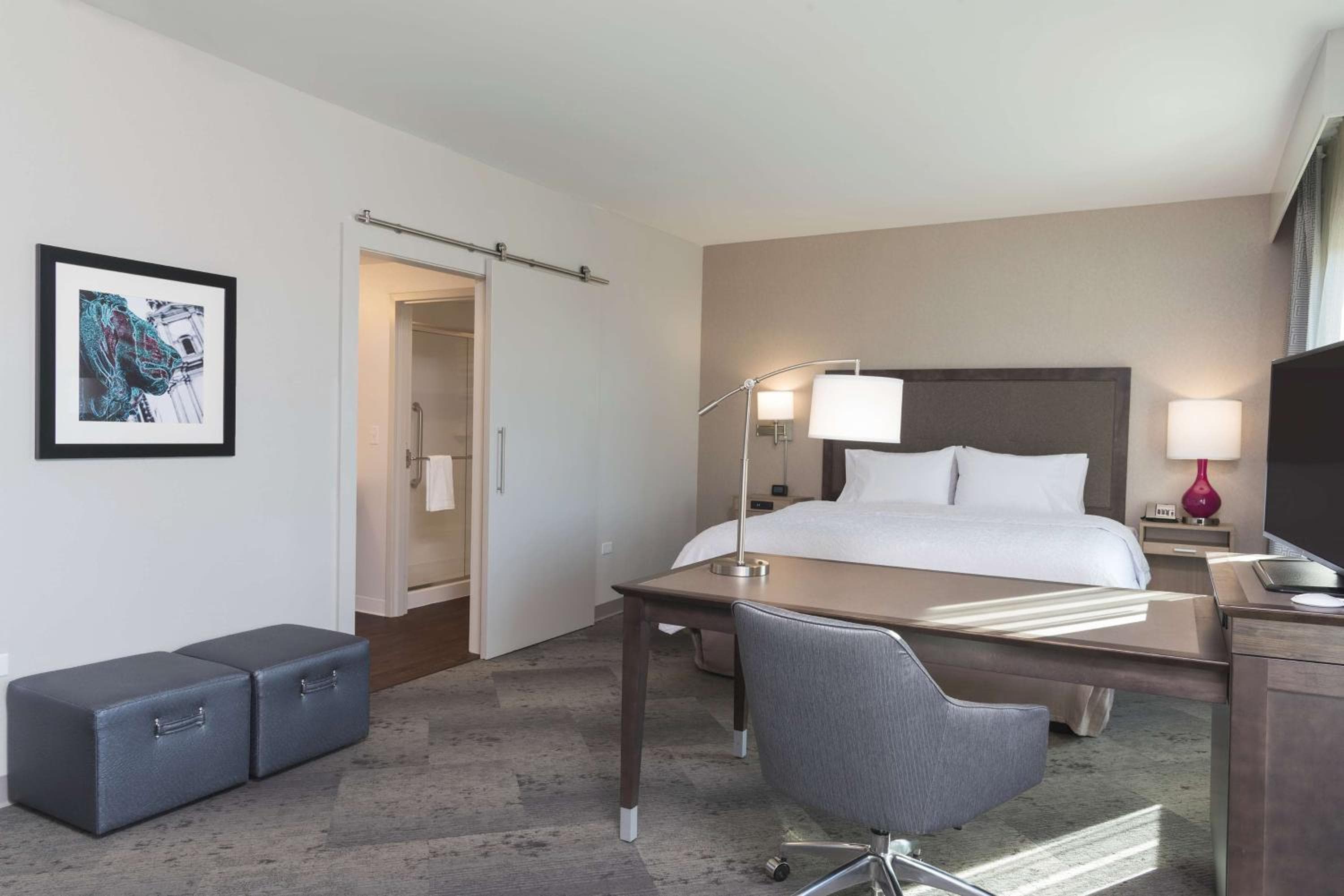 Hampton Inn & Suites by Hilton Chicago Schaumburg IL