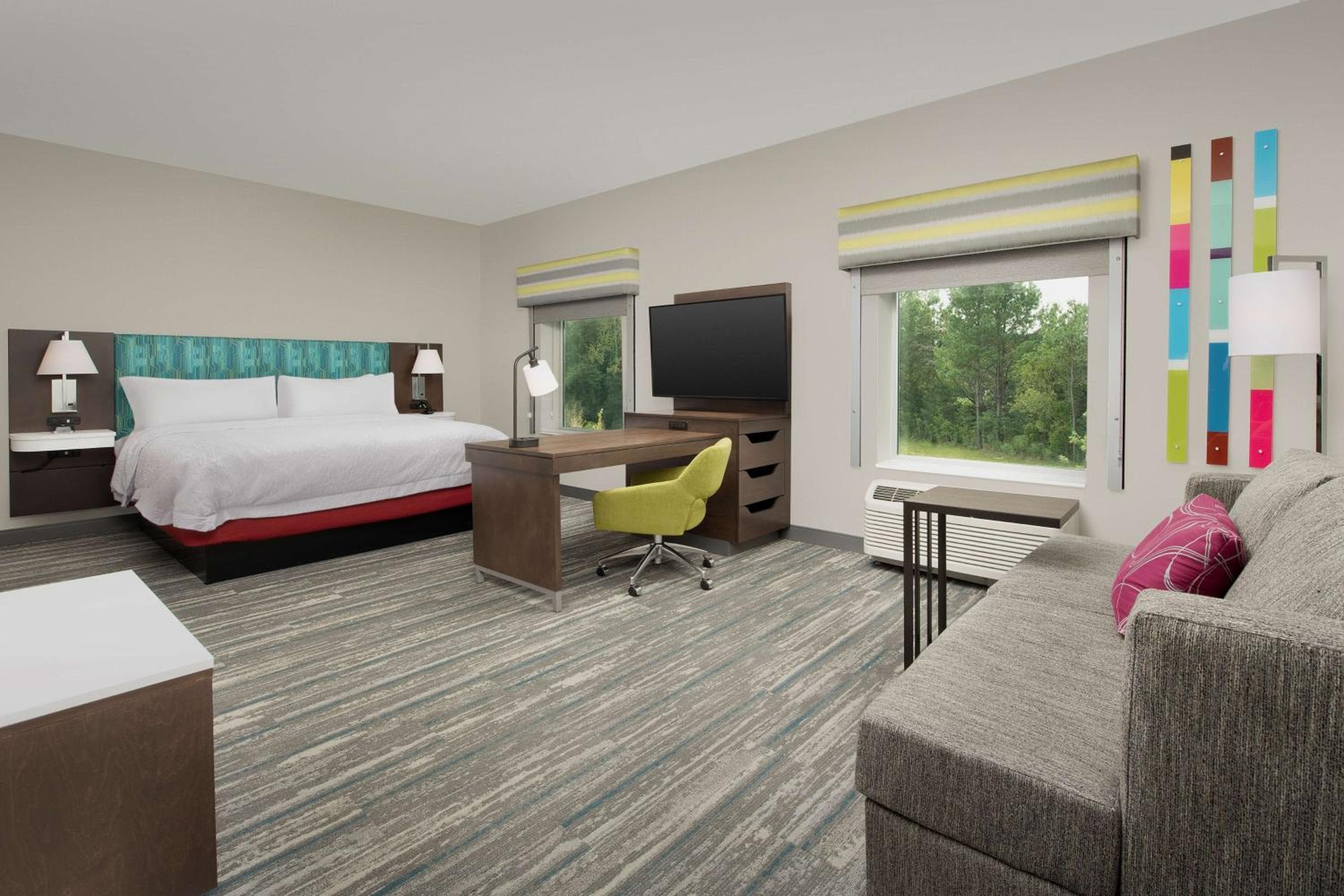 Hampton Inn & Suites Charlotte Airport Lake Pointe