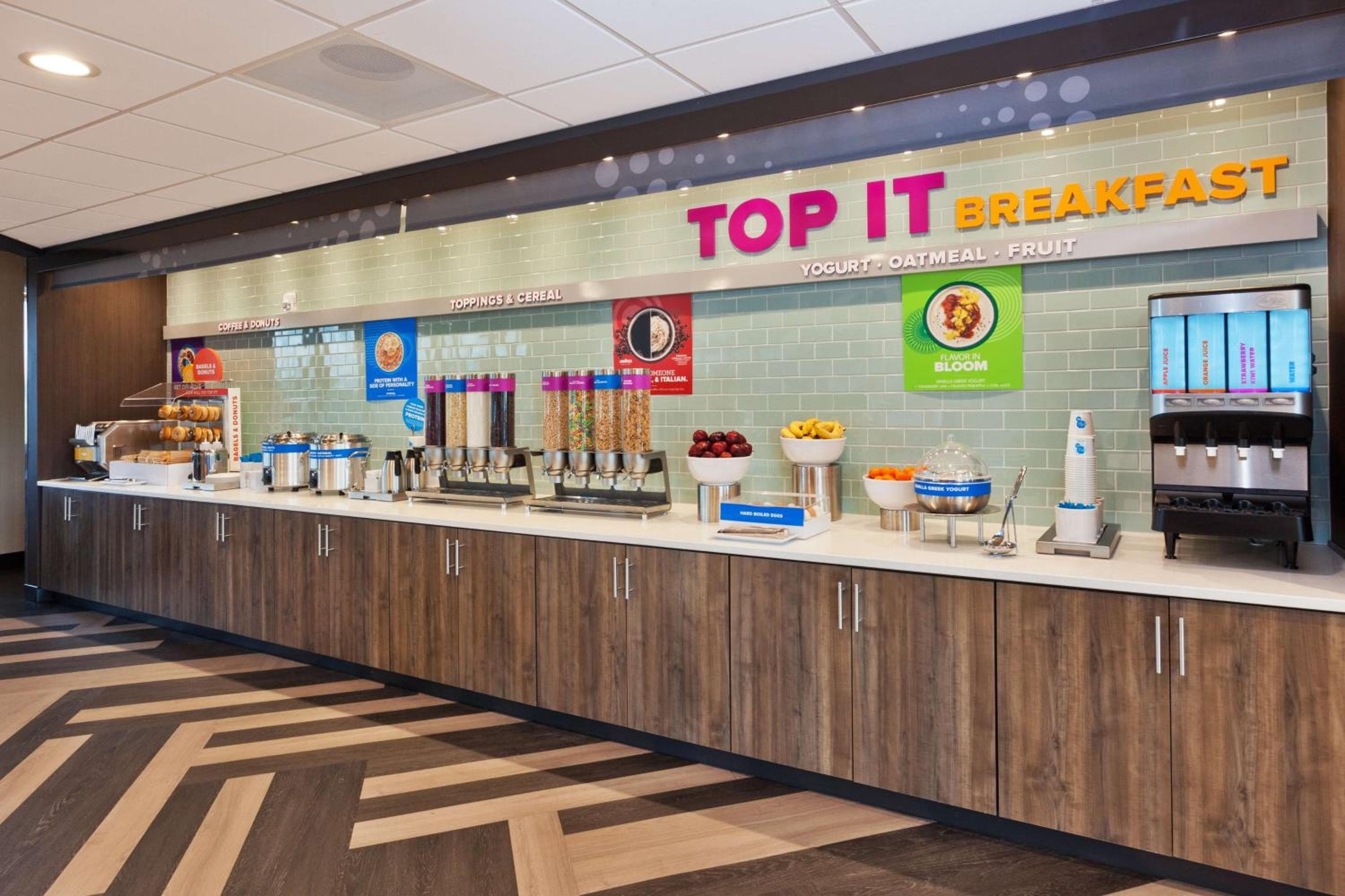 Tru by Hilton Auburn