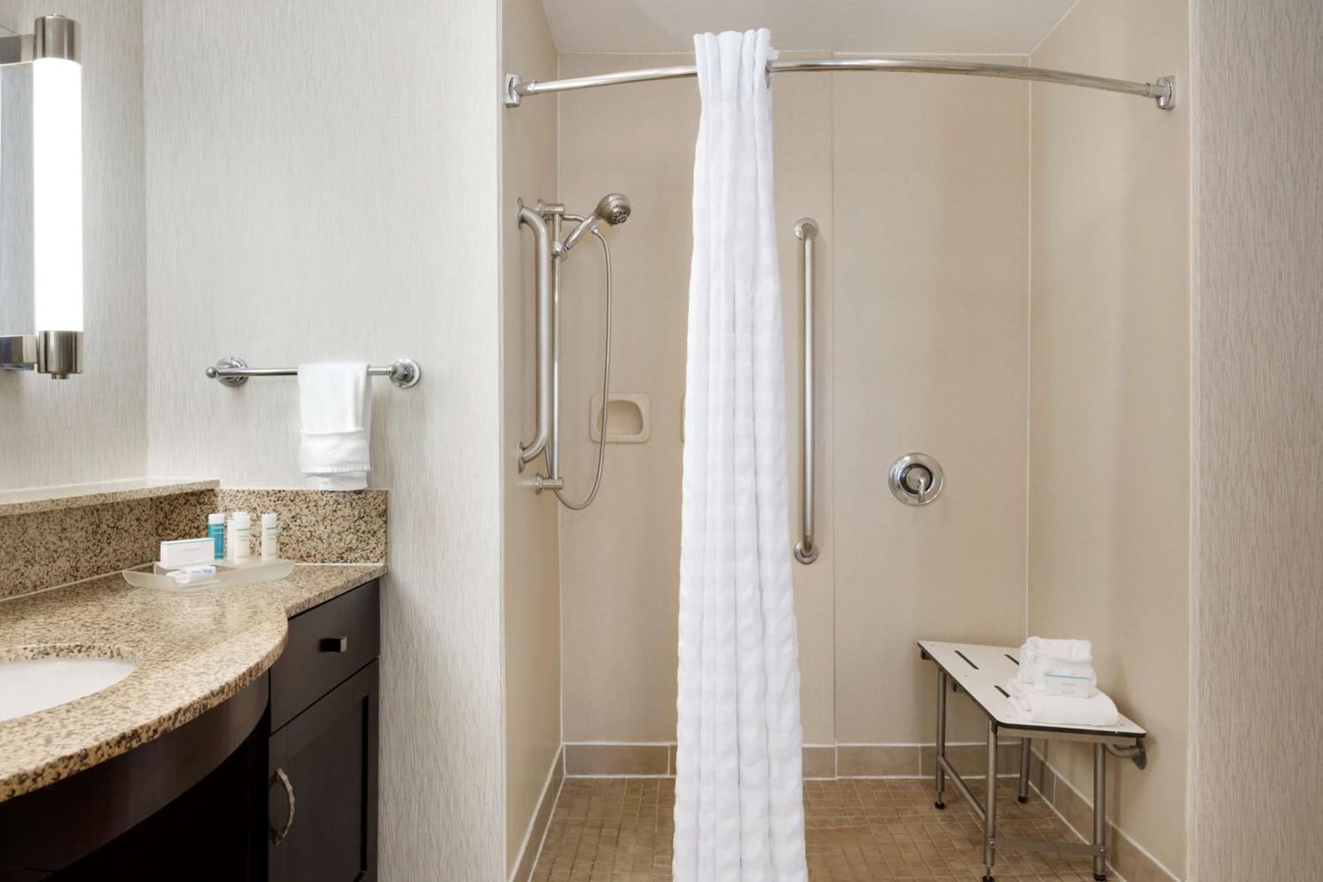 Homewood Suites by Hilton Plano-Richardson