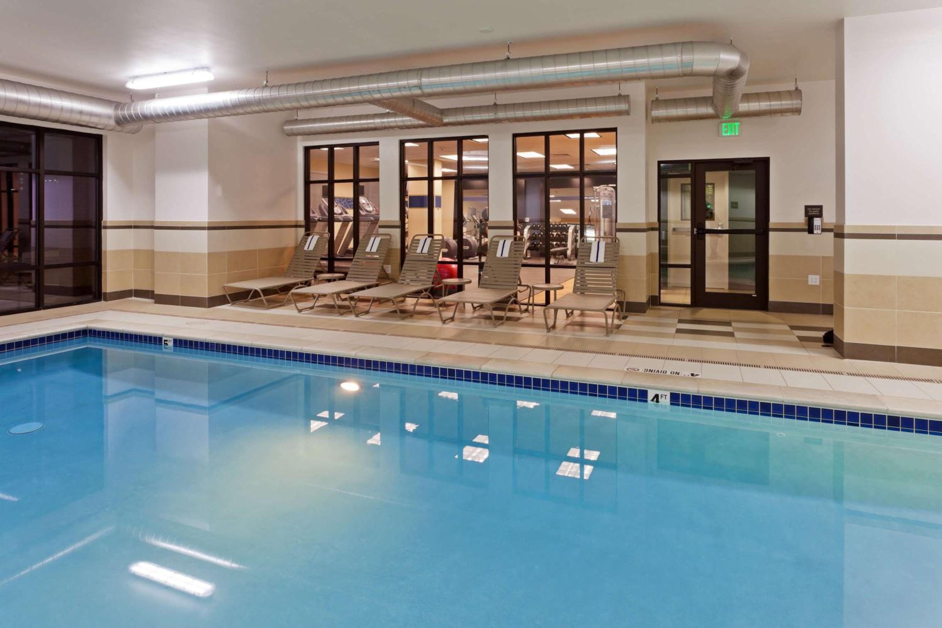 Hampton Inn & Suites Denver Airport / Gateway Park