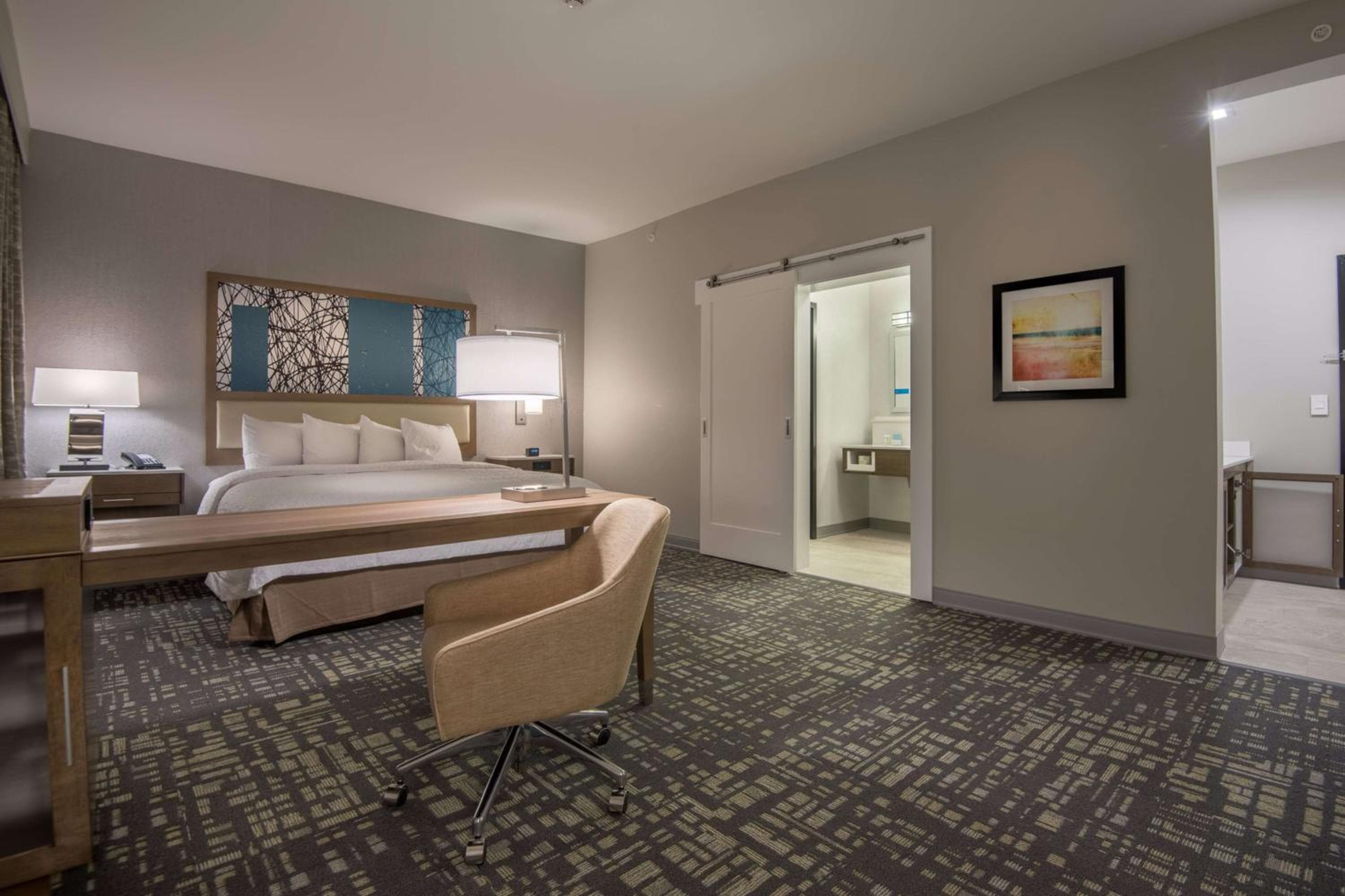 Hampton Inn & Suites Dallas-The Colony