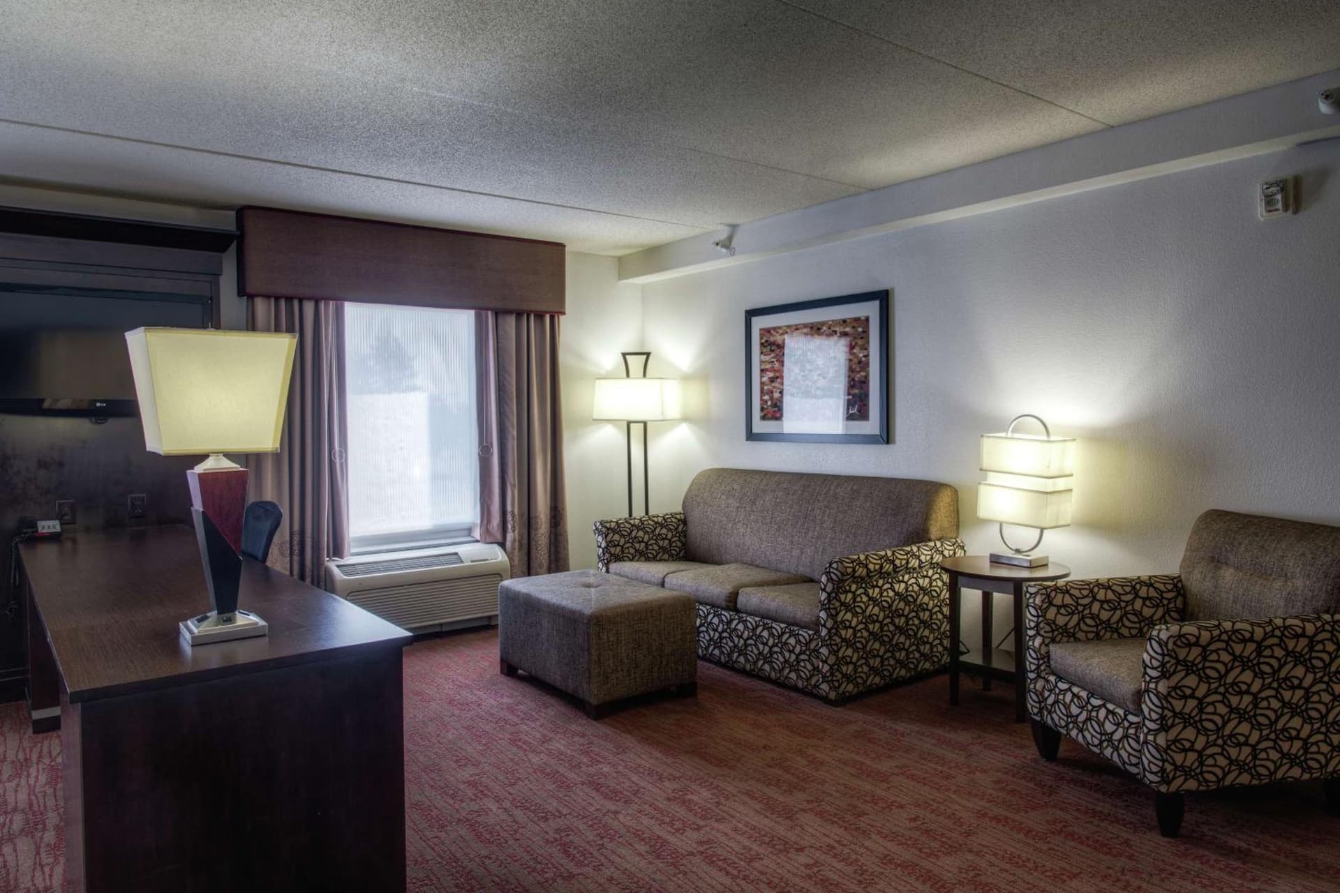 Hampton Inn & Suites Detroit/Airport Romulus
