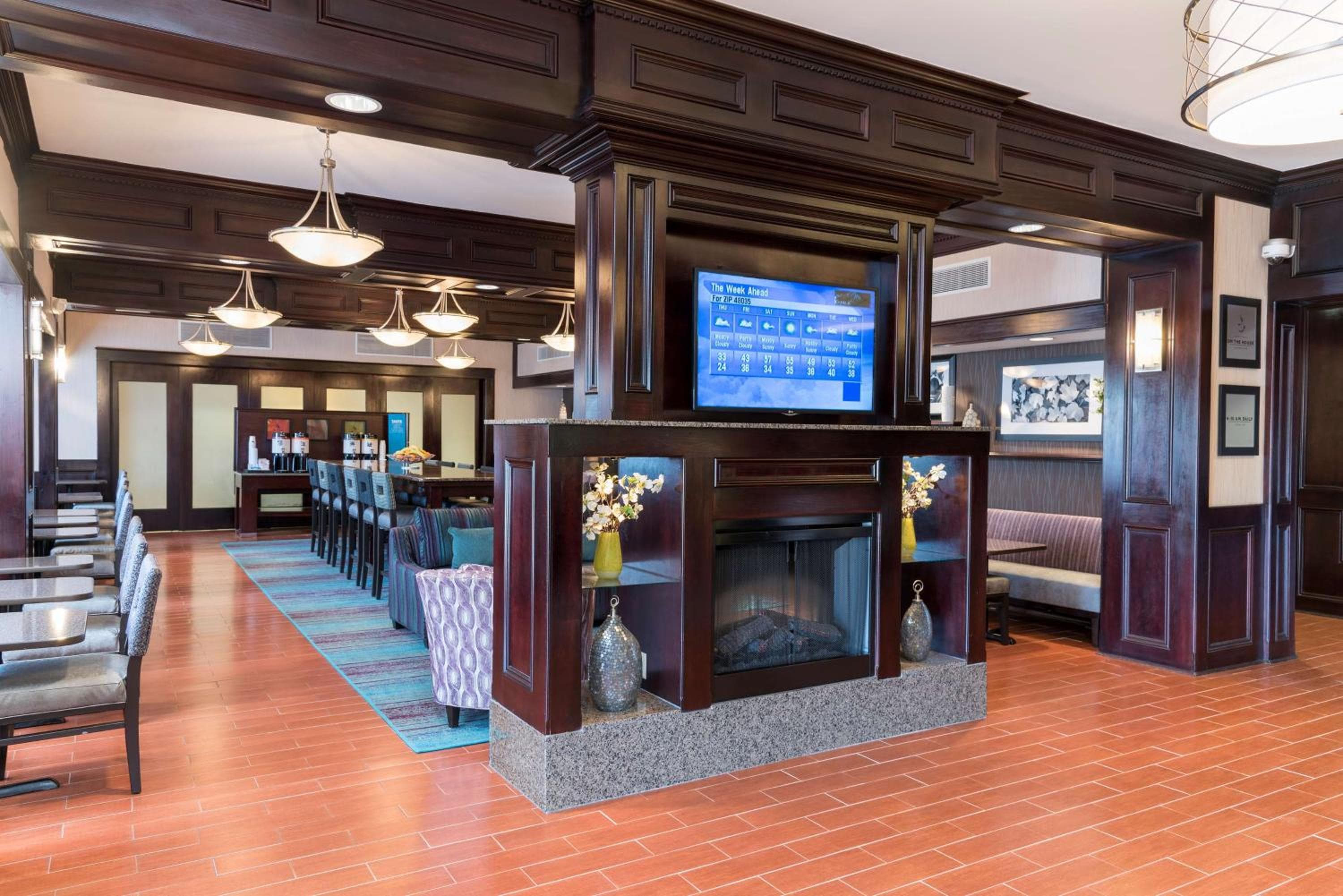 Hampton Inn Detroit Roseville