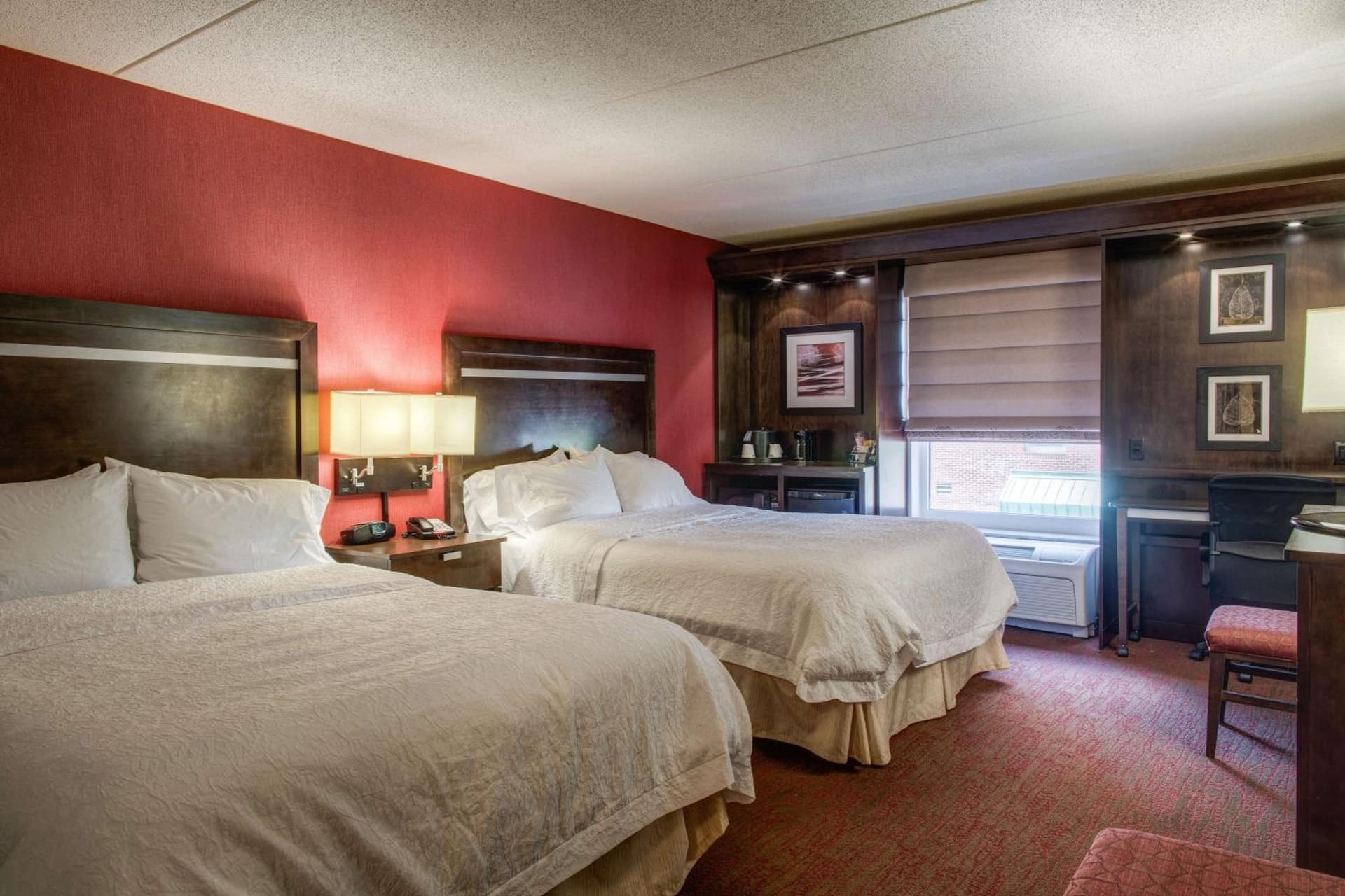 Hampton Inn & Suites Detroit/Airport Romulus