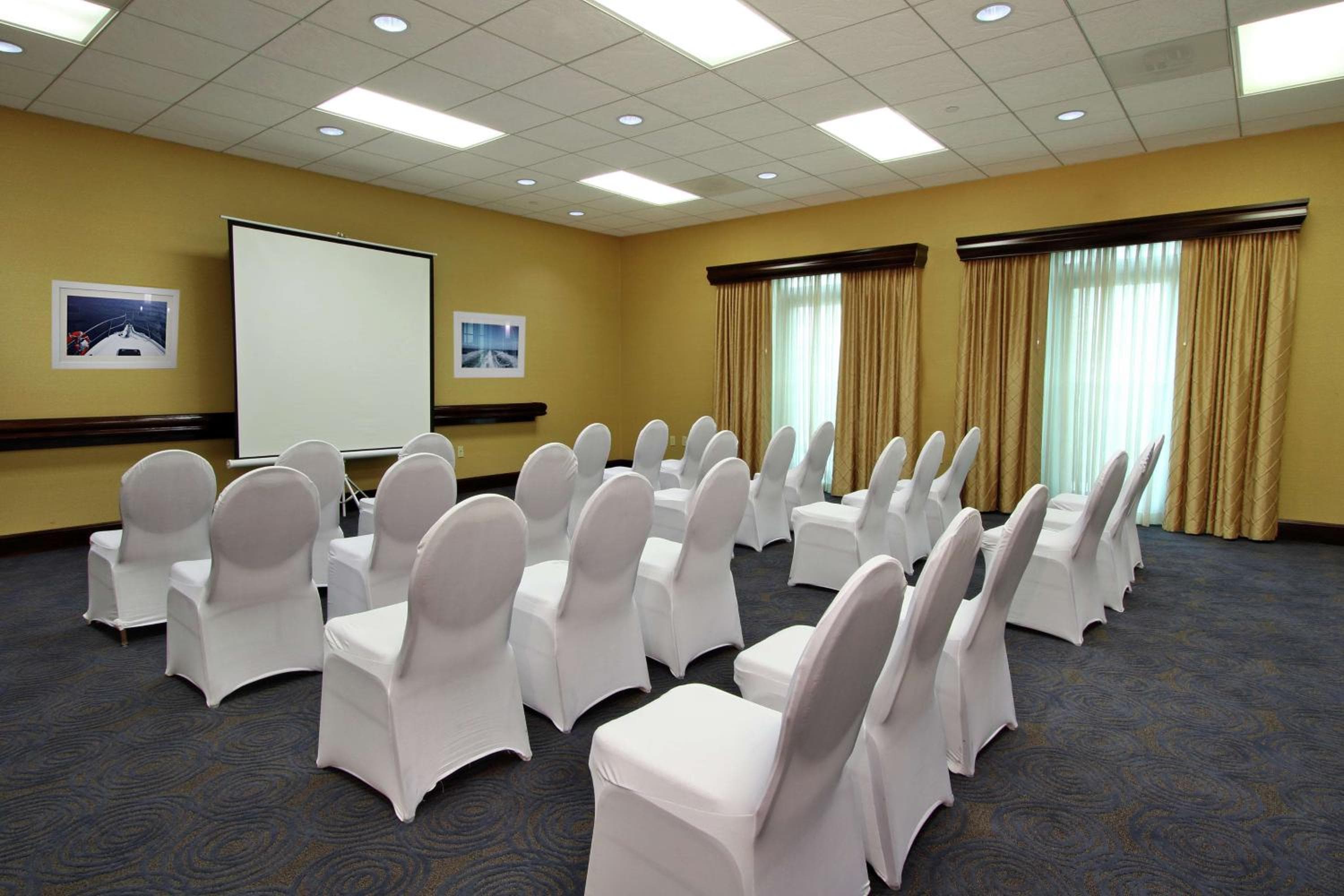 Homewood Suites by Hilton Fort Lauderdale Airport-Cruise Port