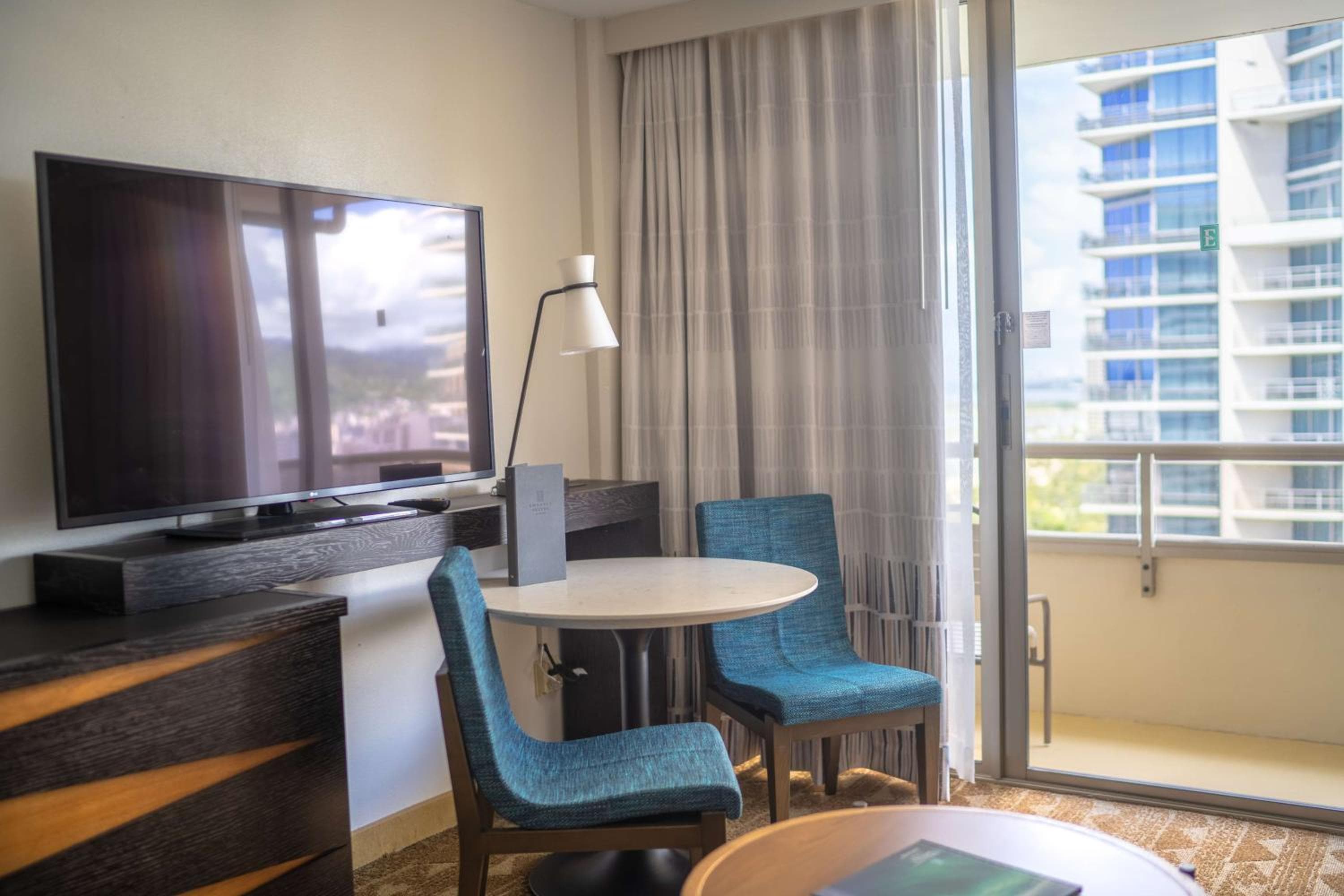 Embassy Suites by Hilton Waikiki Beach Walk
