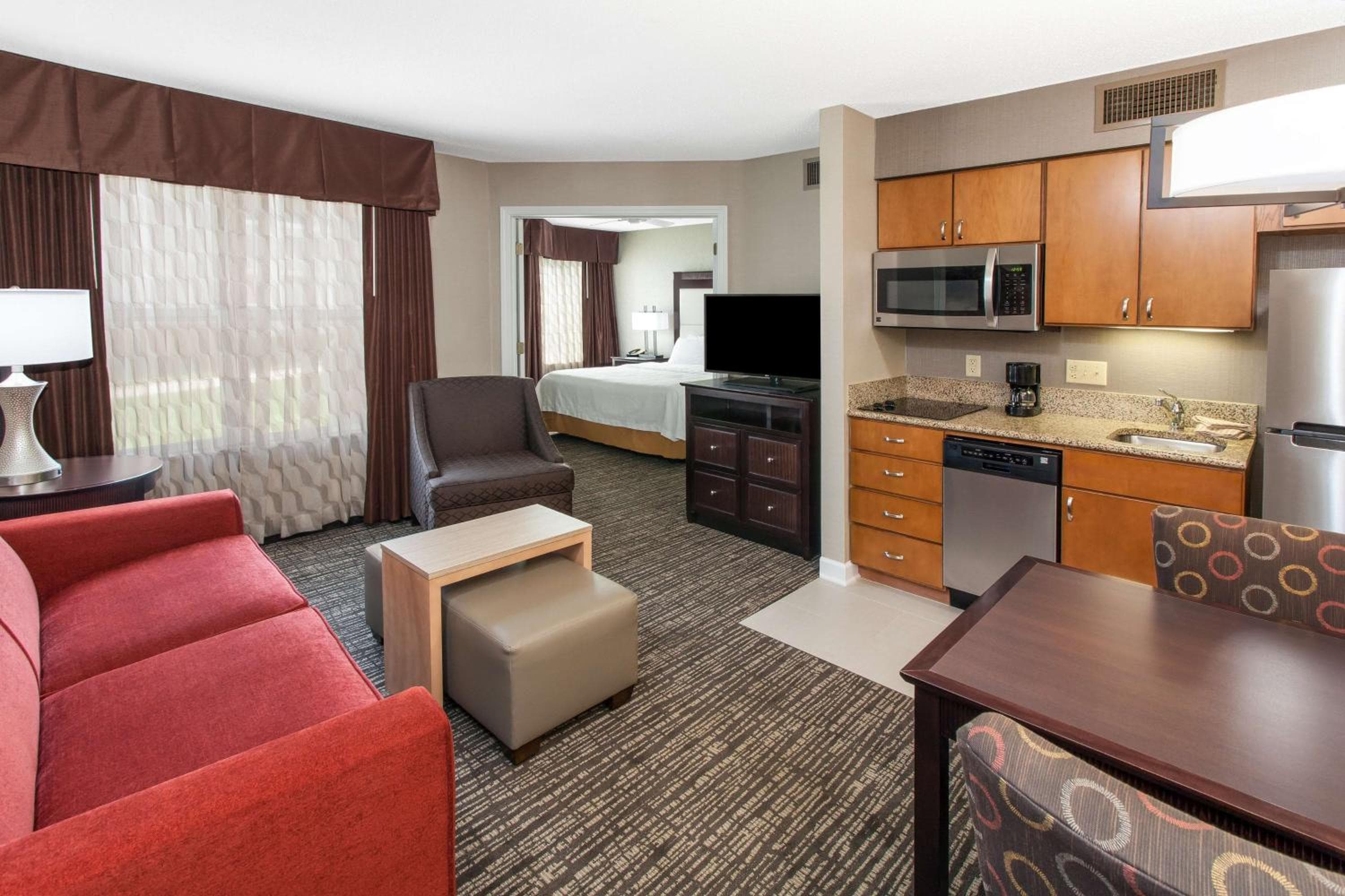 Homewood Suites by Hilton Indianapolis At The Crossing