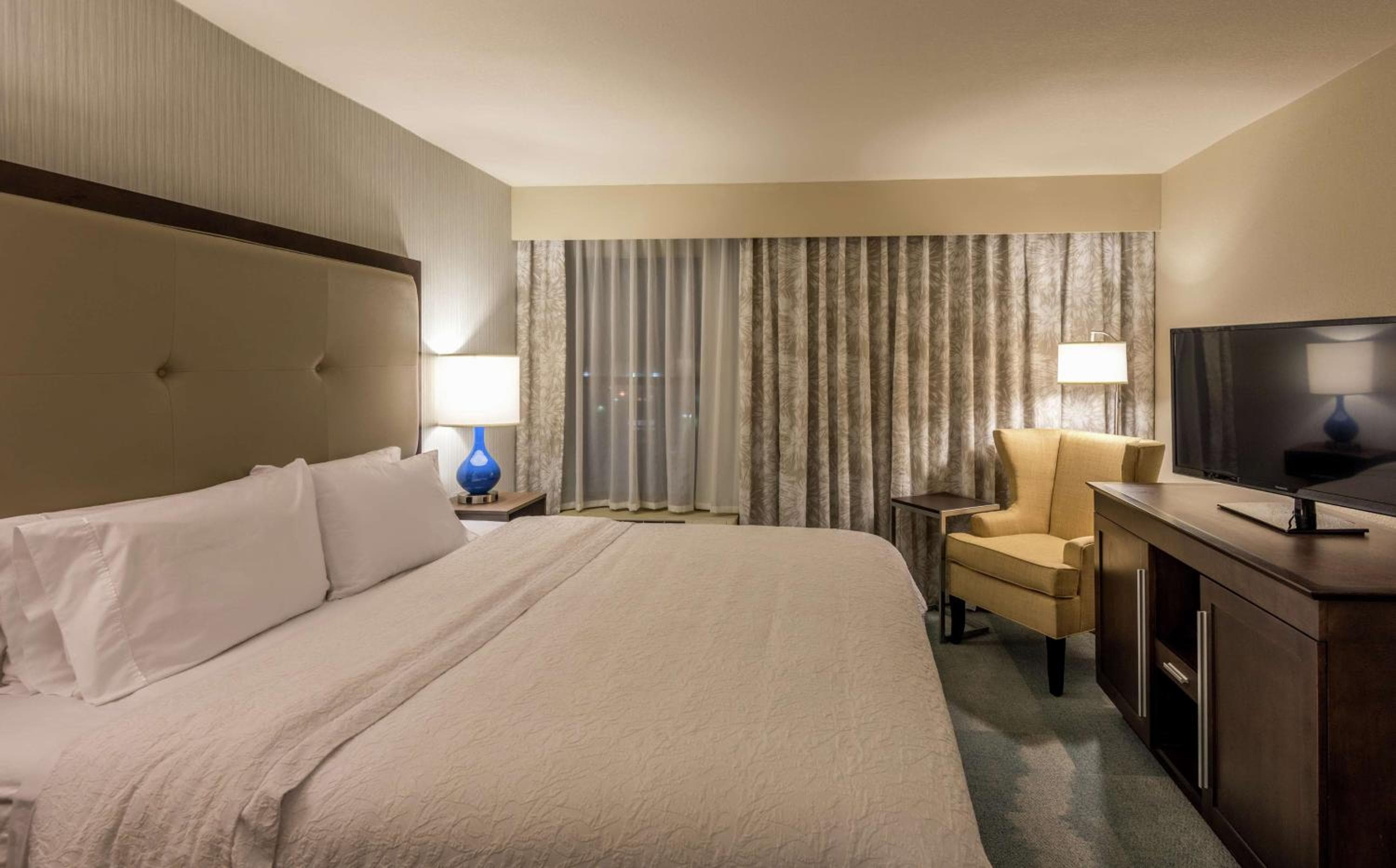 Hampton Inn & Suites Jackson Coliseum