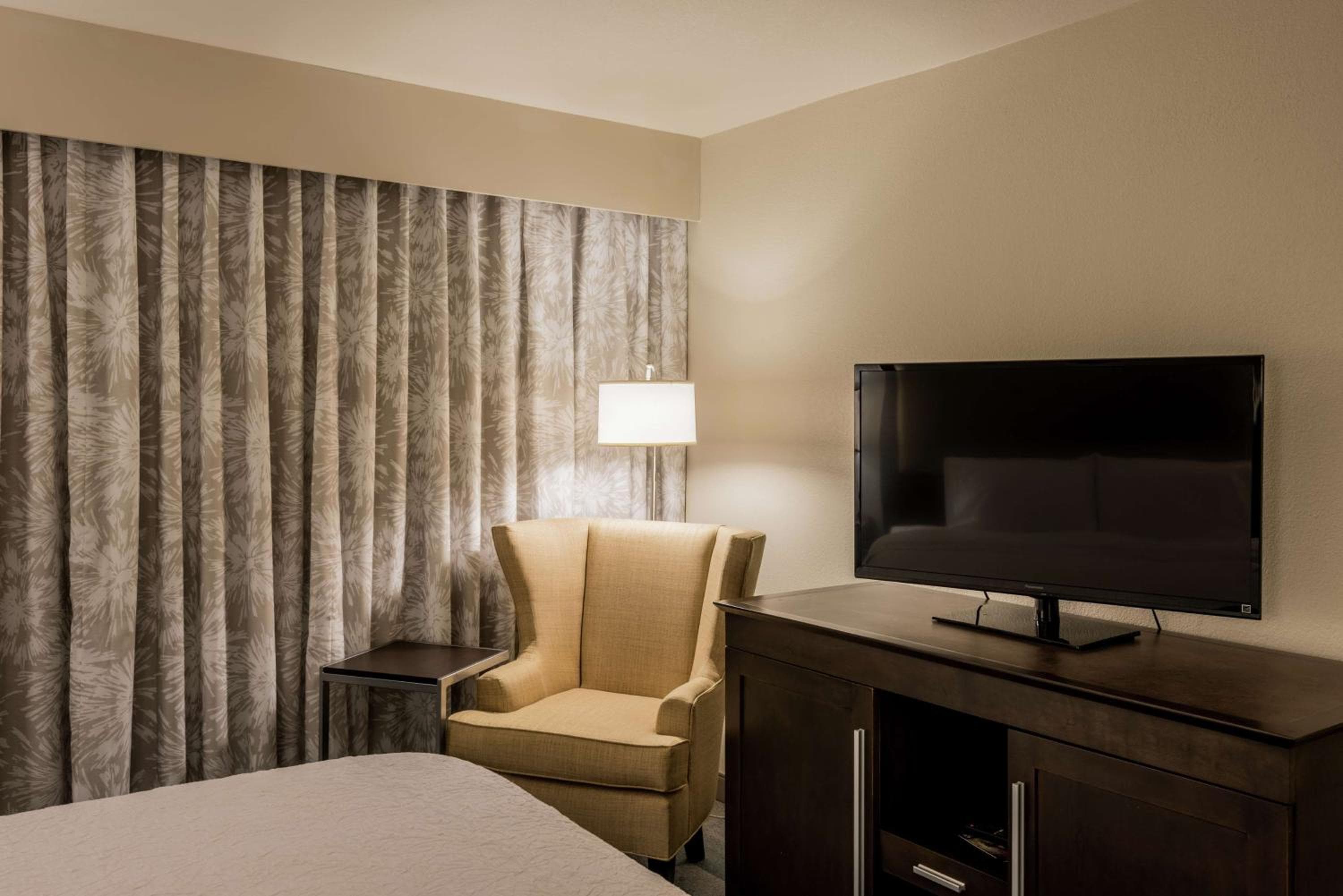 Hampton Inn & Suites Jackson Coliseum