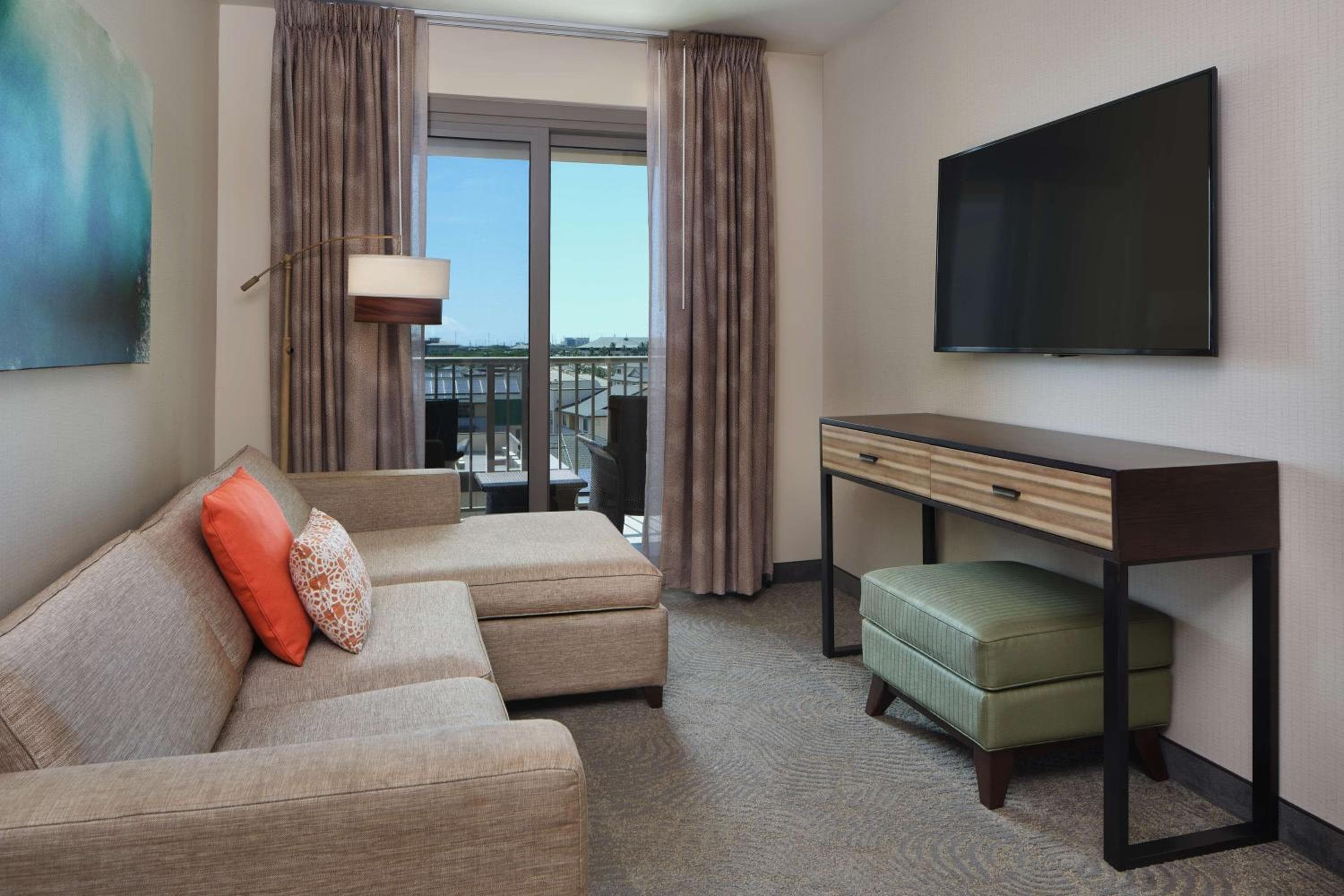 Embassy Suites By Hilton Oahu Kapolei - FREE Breakfast