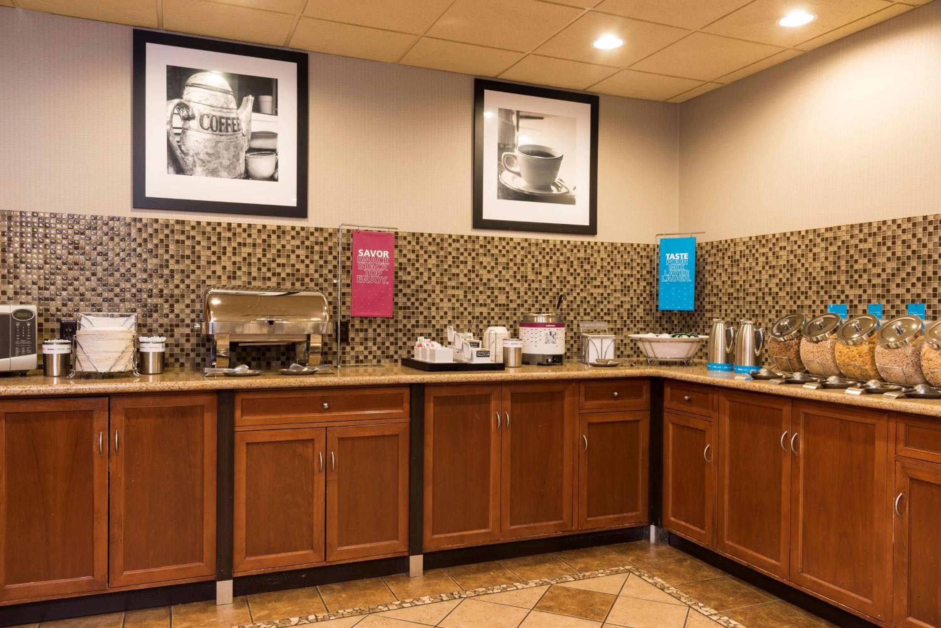 Hampton Inn & Suites East Lansing