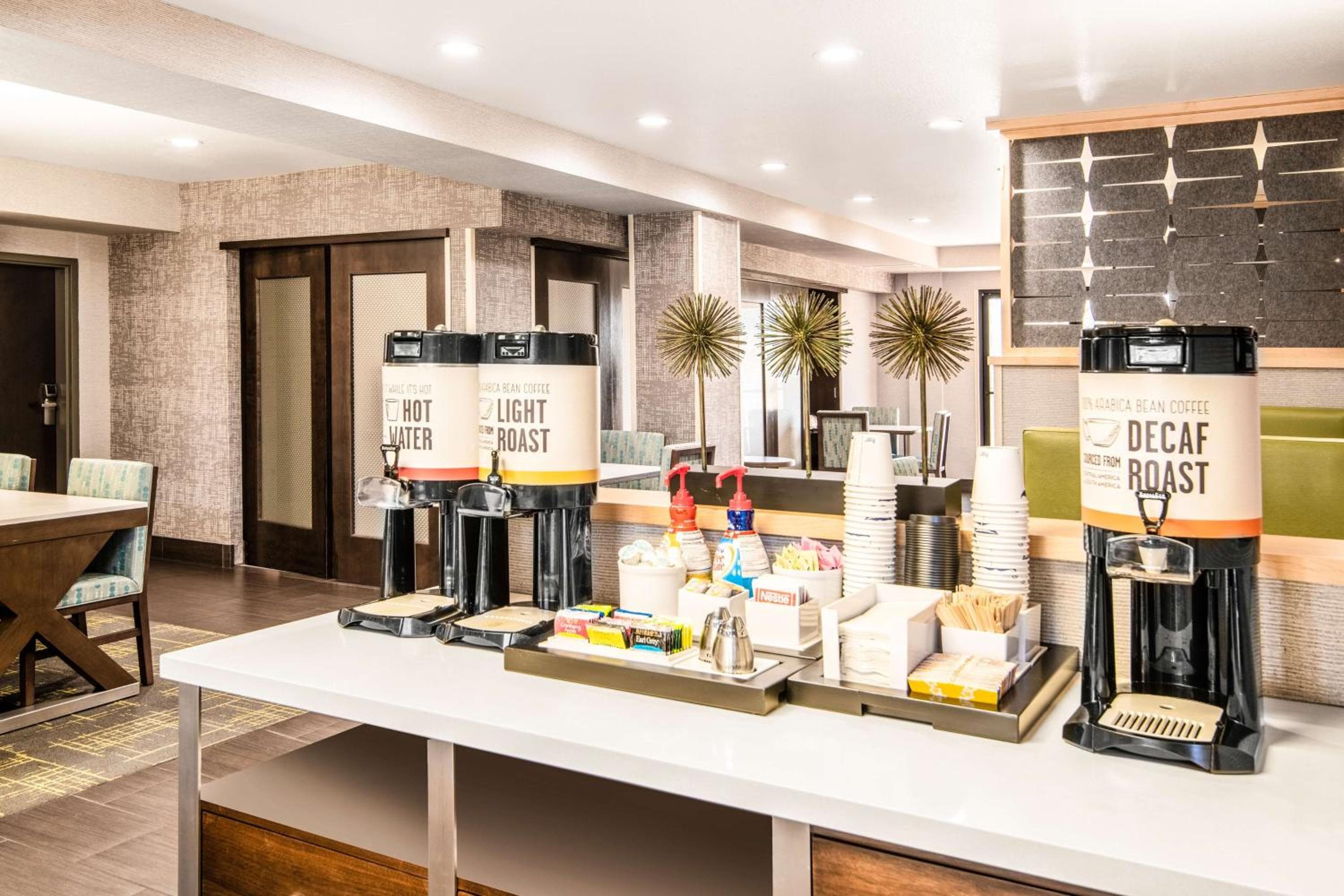 Hampton Inn & Suites Las Vegas-Henderson