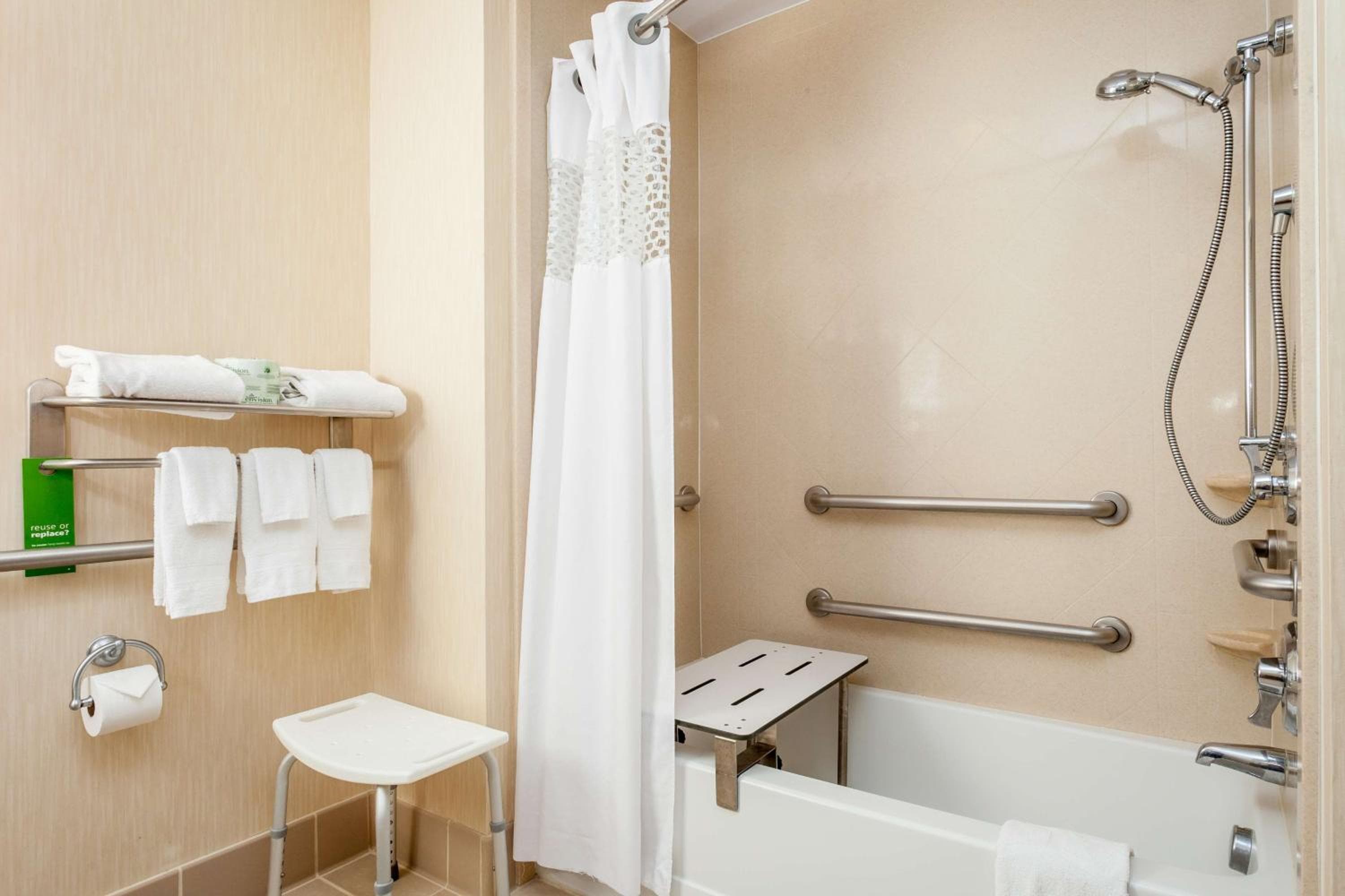 Hampton Inn & Suites Las Vegas-Red Rock/Summerlin