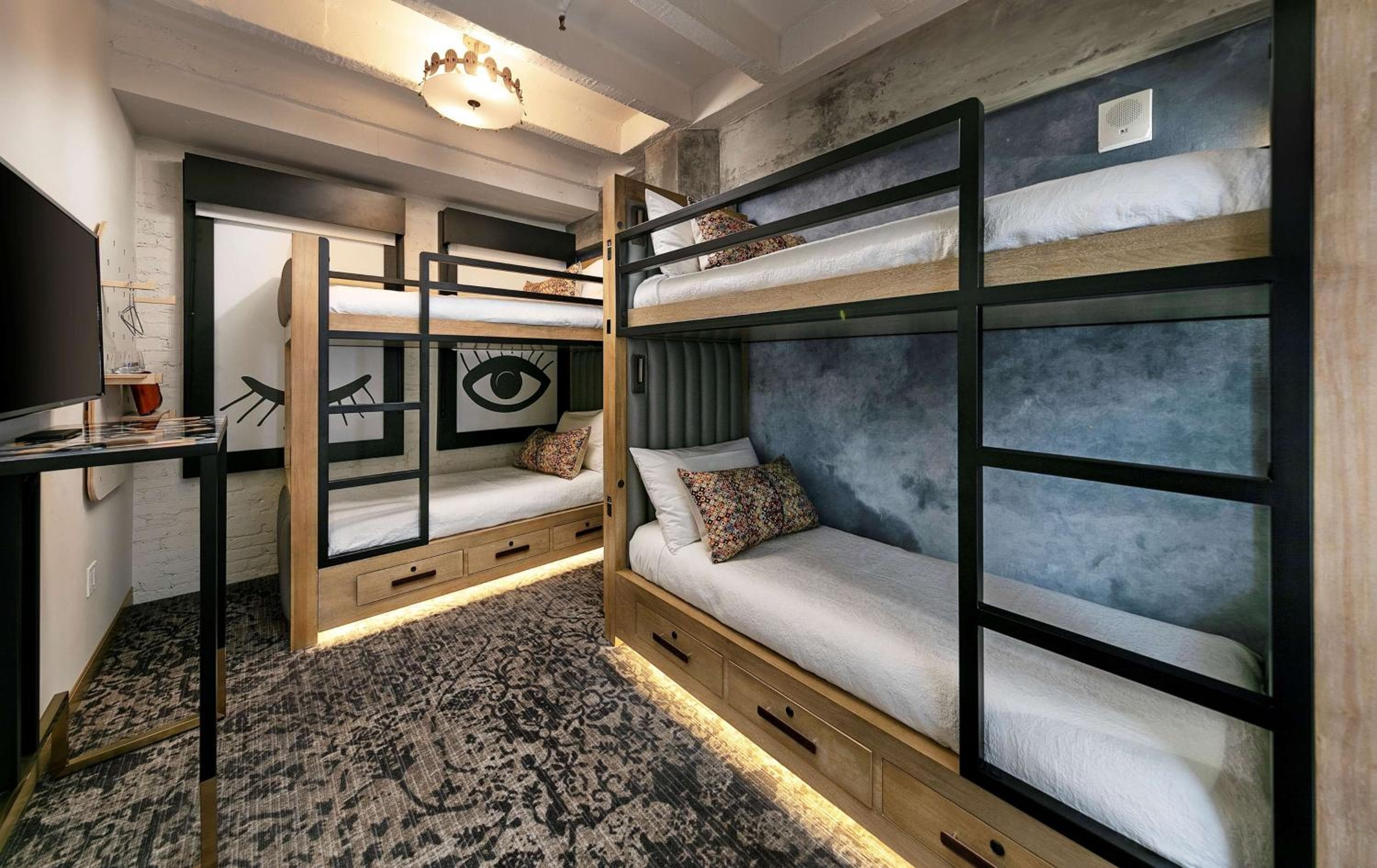 The Wayfarer Downtown LA, Tapestry Collection by Hilton