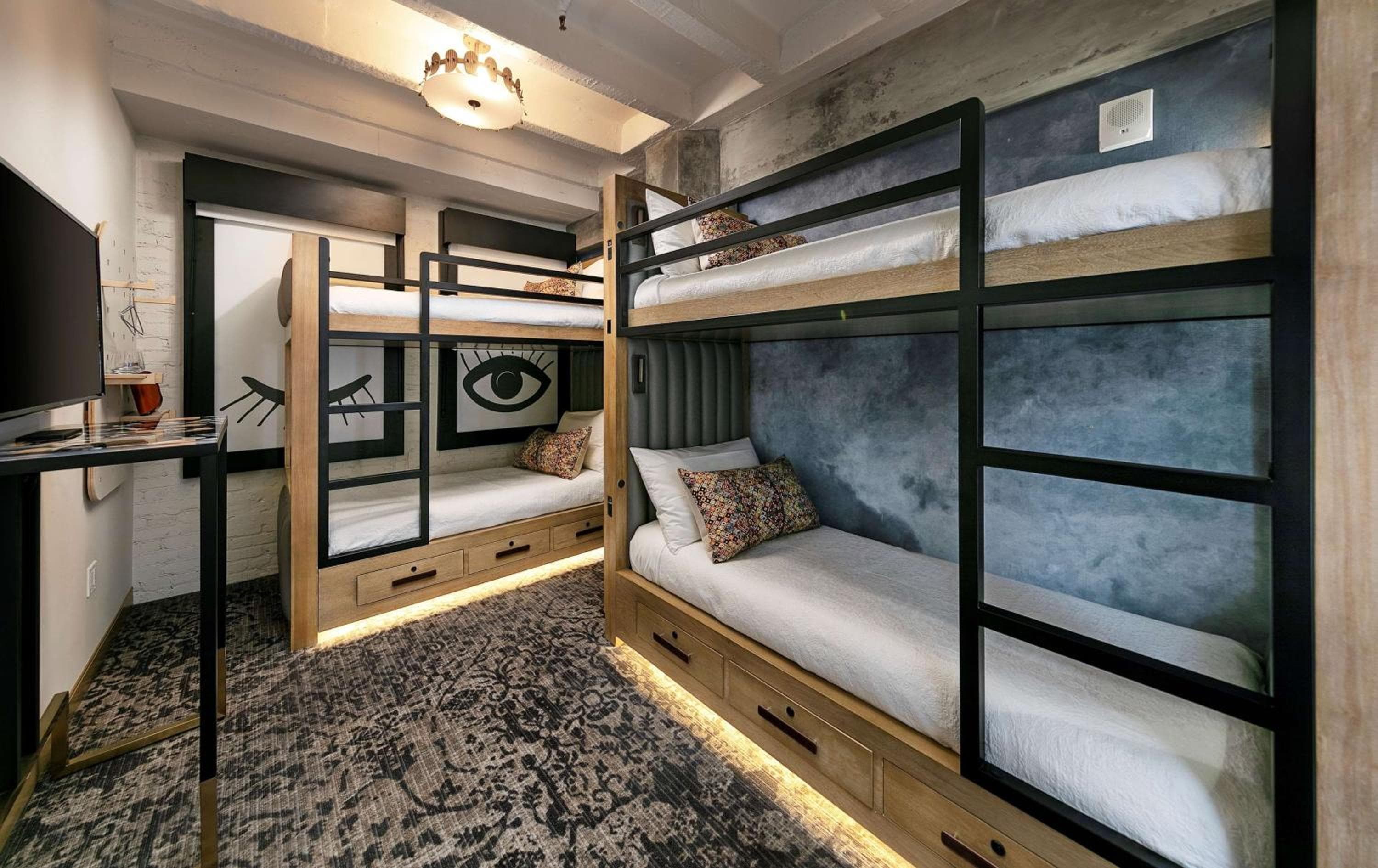 The Wayfarer Downtown LA, Tapestry Collection by Hilton