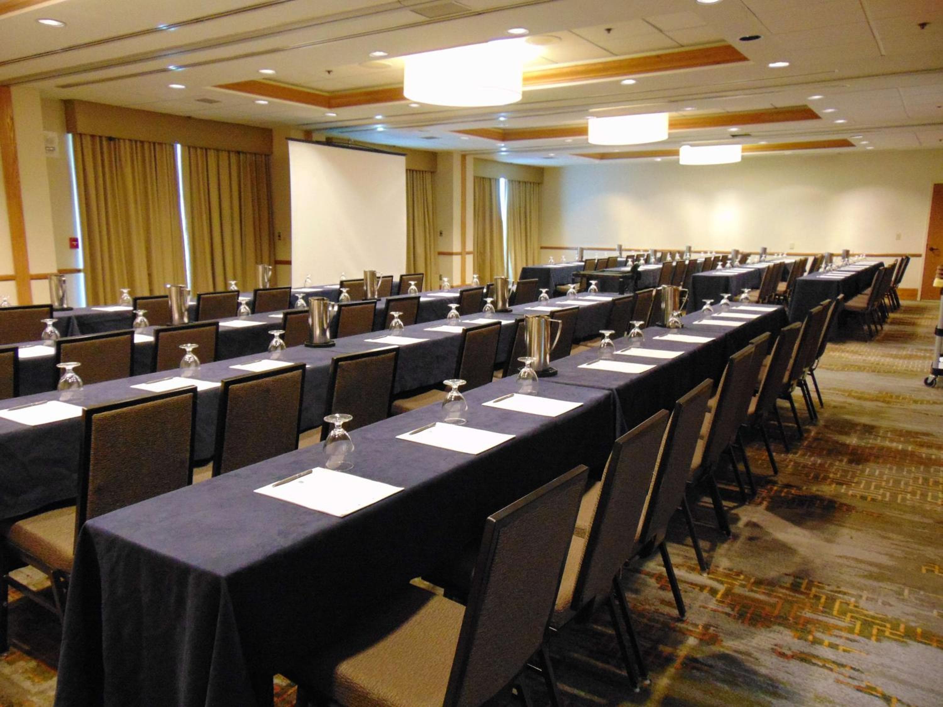 Embassy Suites by Hilton Lexington Green